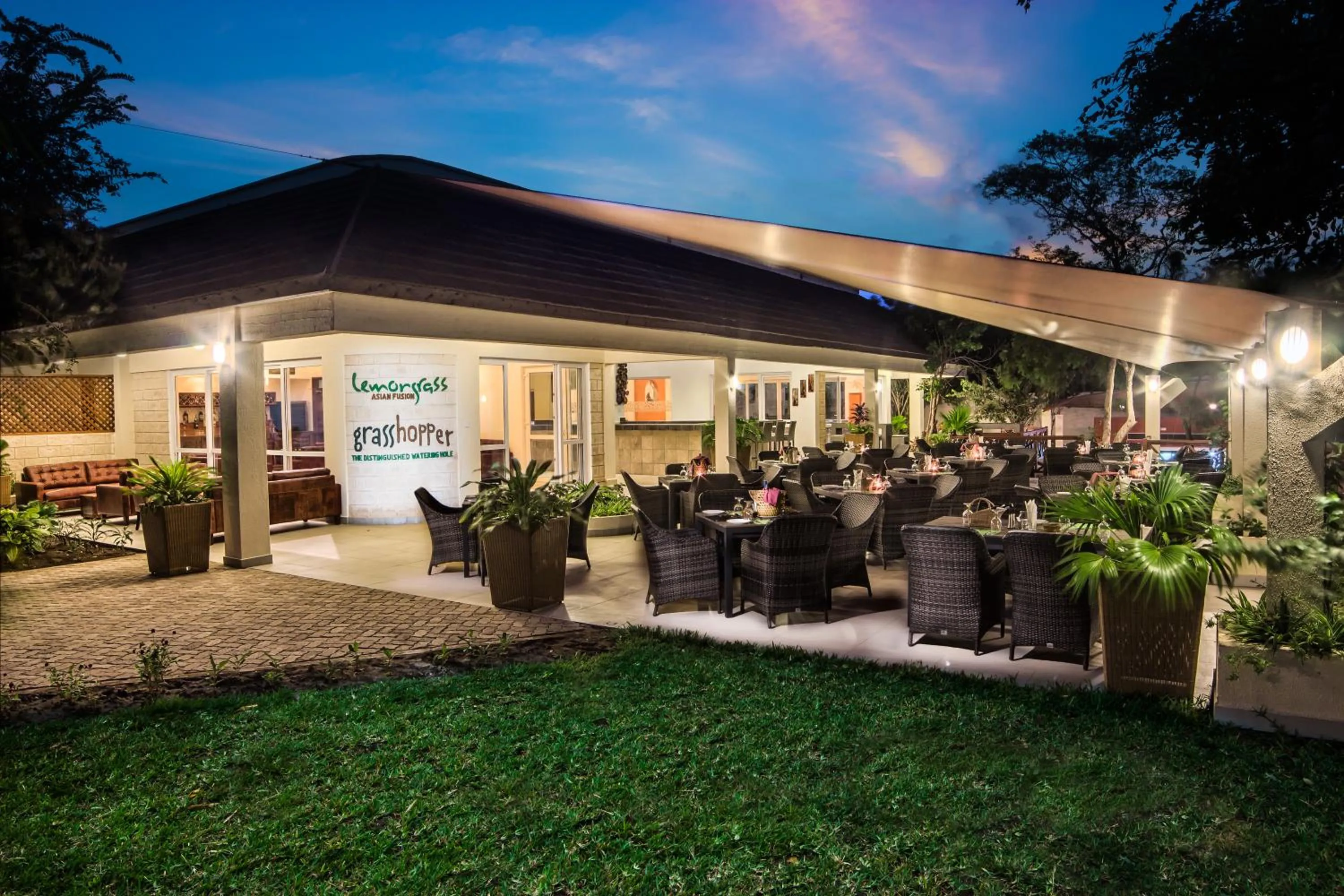 Restaurant/places to eat in Leopard Beach Resort and Spa