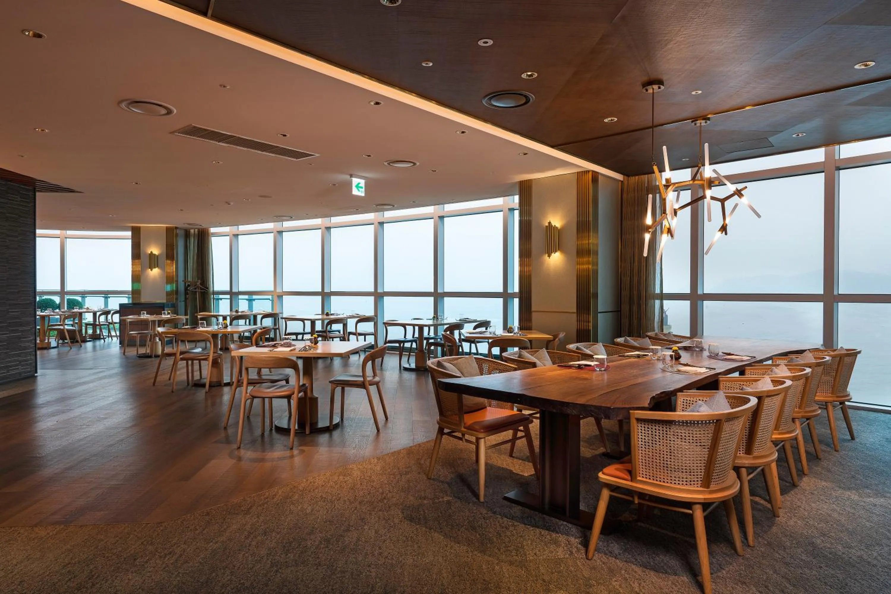 Restaurant/places to eat in Signiel Busan