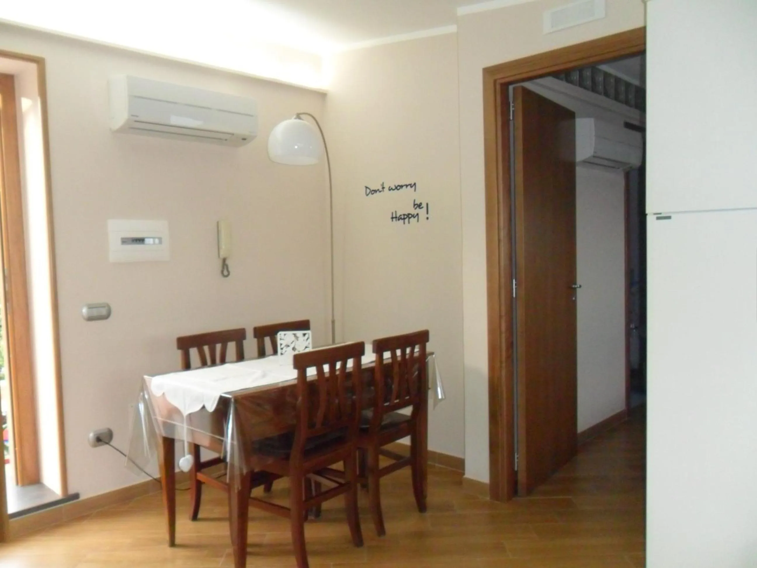 Dining area in Casa Vacanze Li Galli