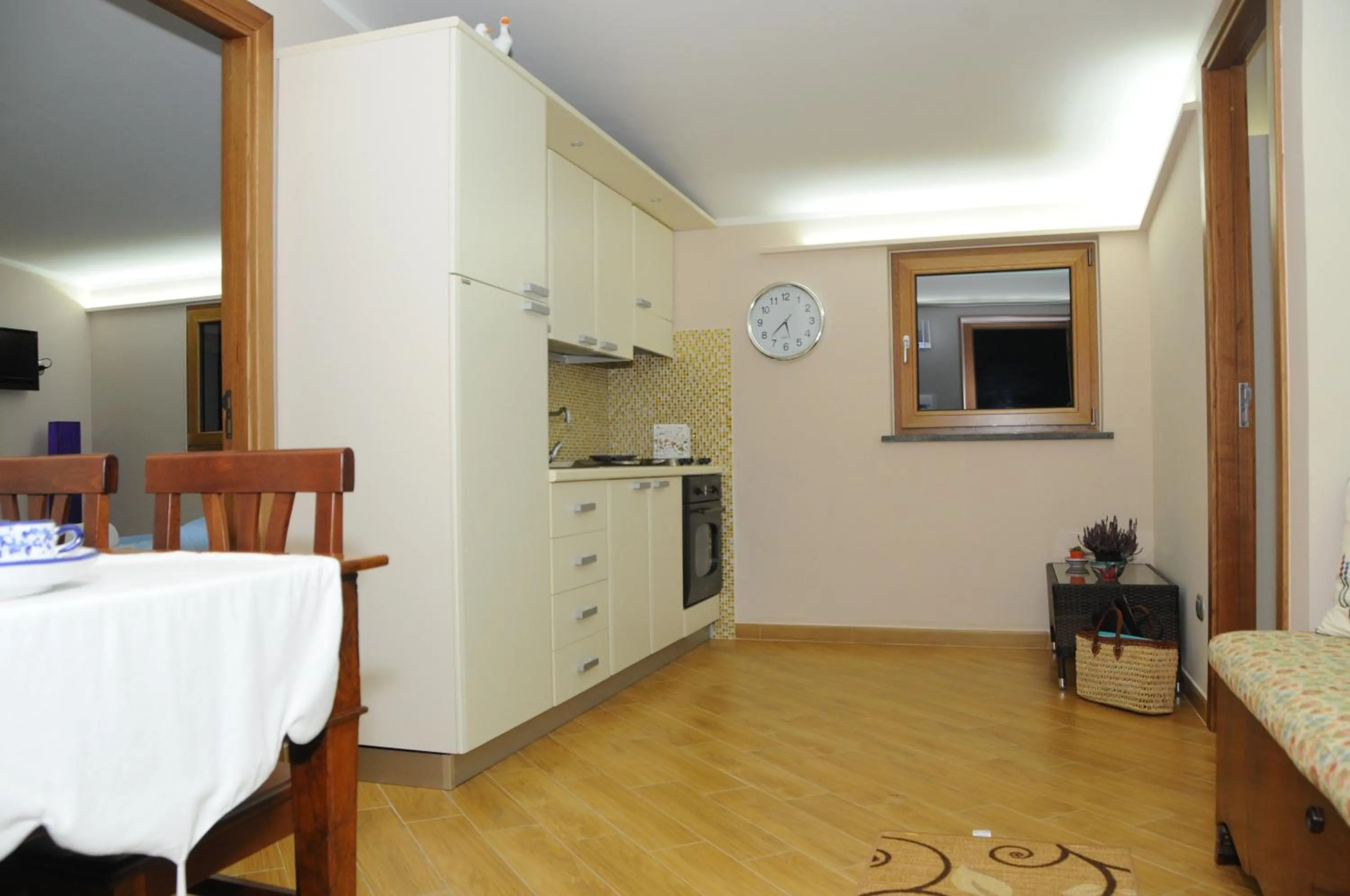 Kitchen or kitchenette in Casa Vacanze Li Galli