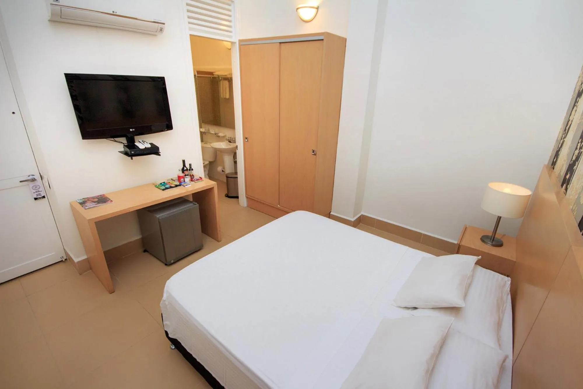 Bed in Hotel Republicano 1910