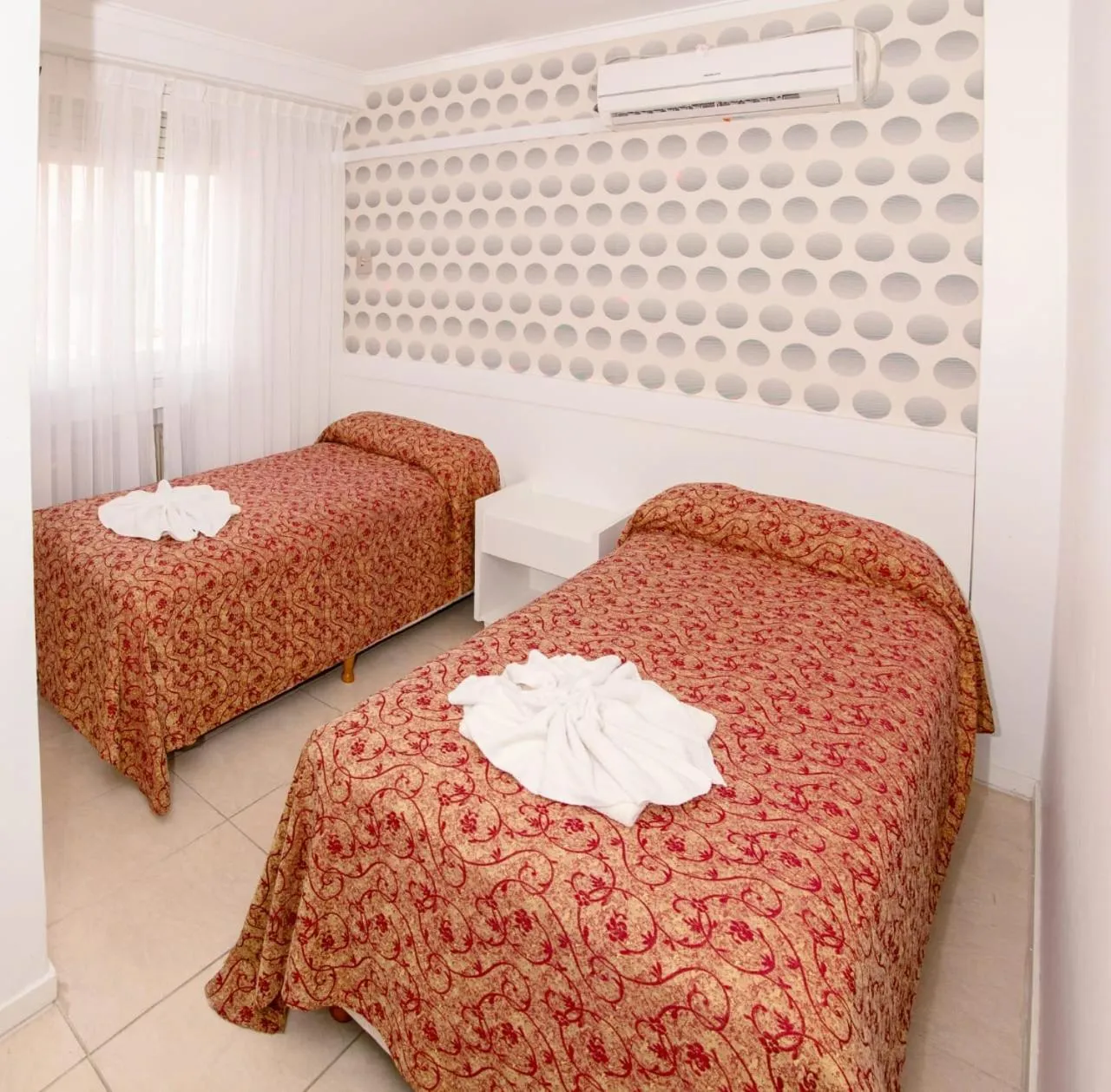 Bed in Estocolmo Hotel by bund