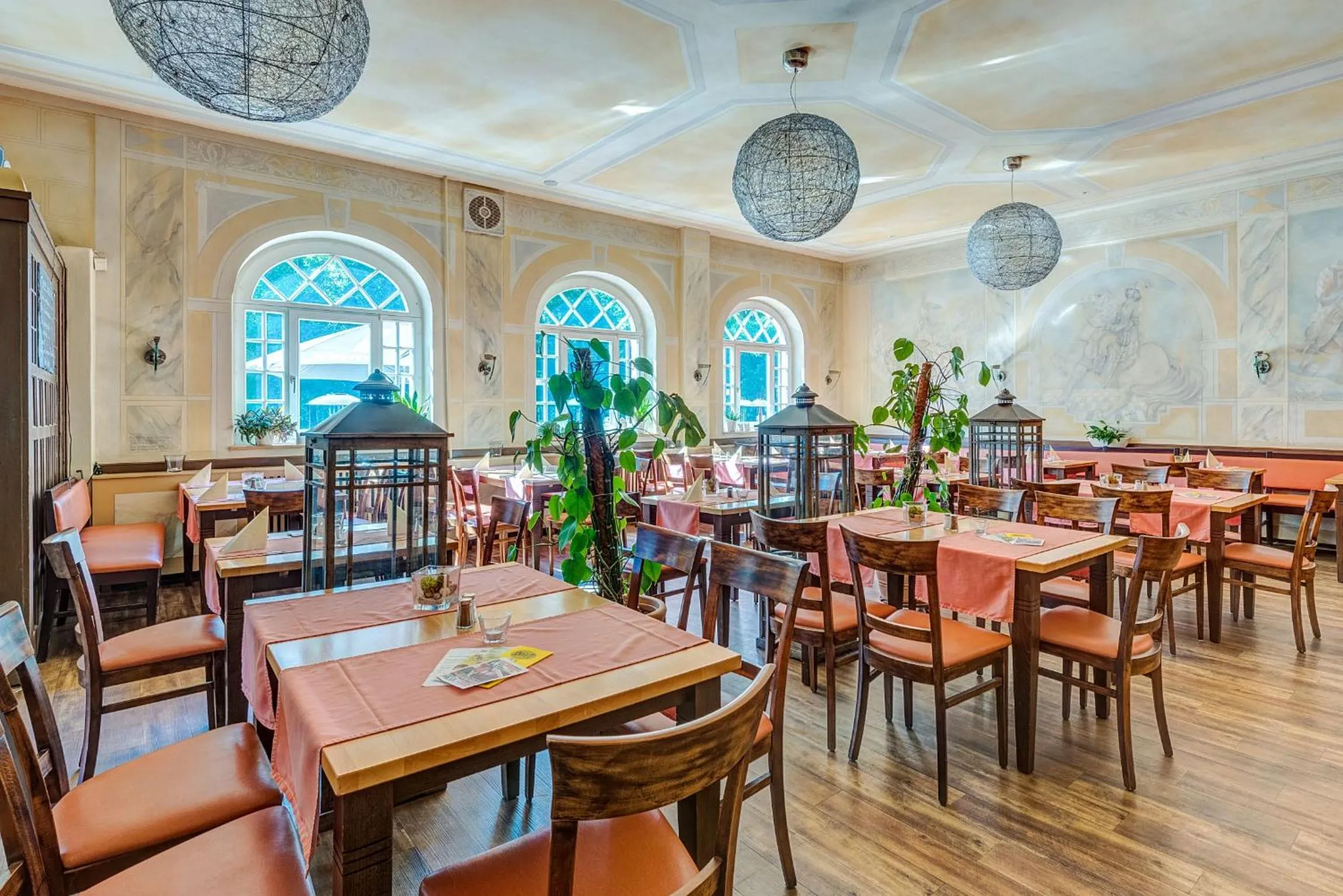 Restaurant/places to eat in Hotel zur Kanone