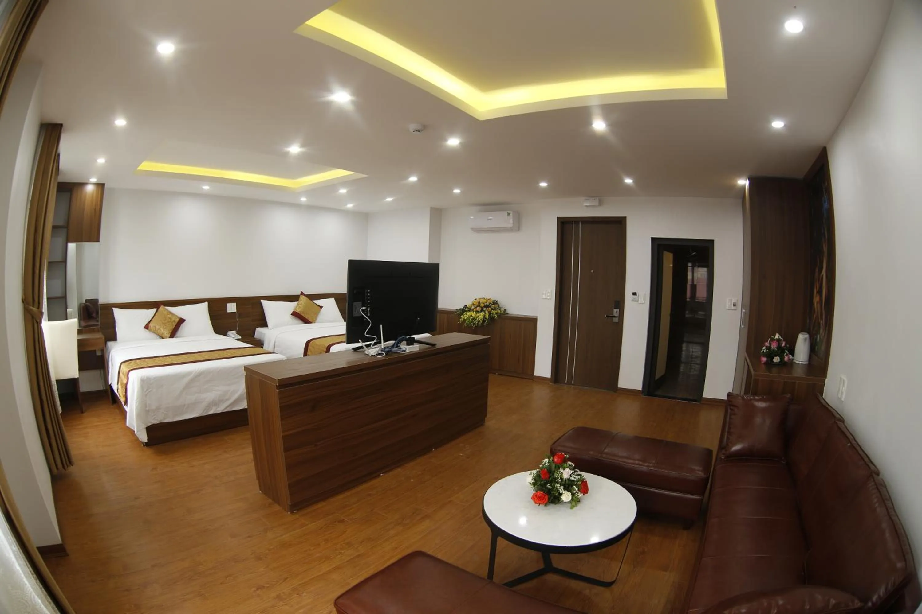 Bed in Bảo Ngọc Diamond Hotel