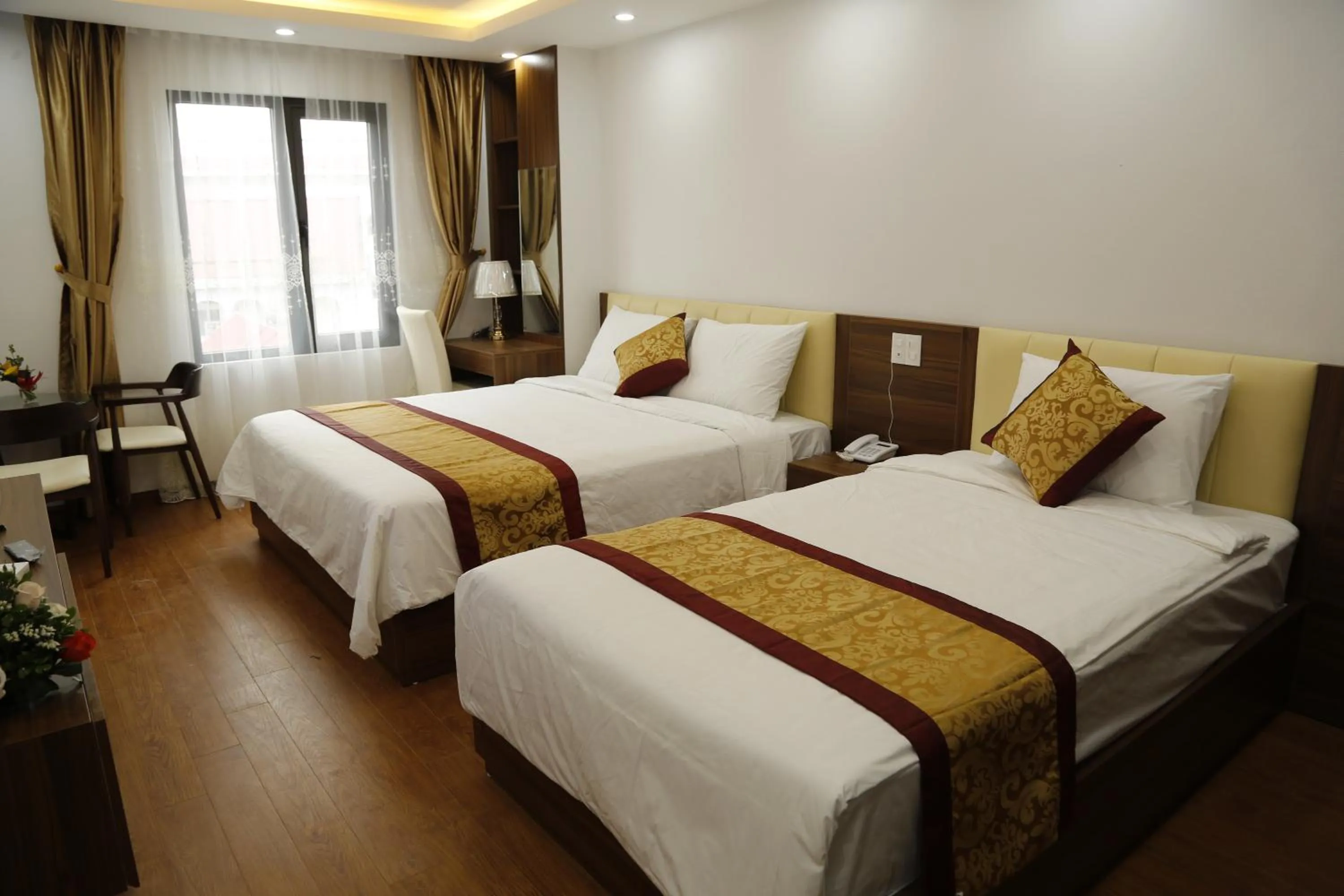 Bed in Bảo Ngọc Diamond Hotel