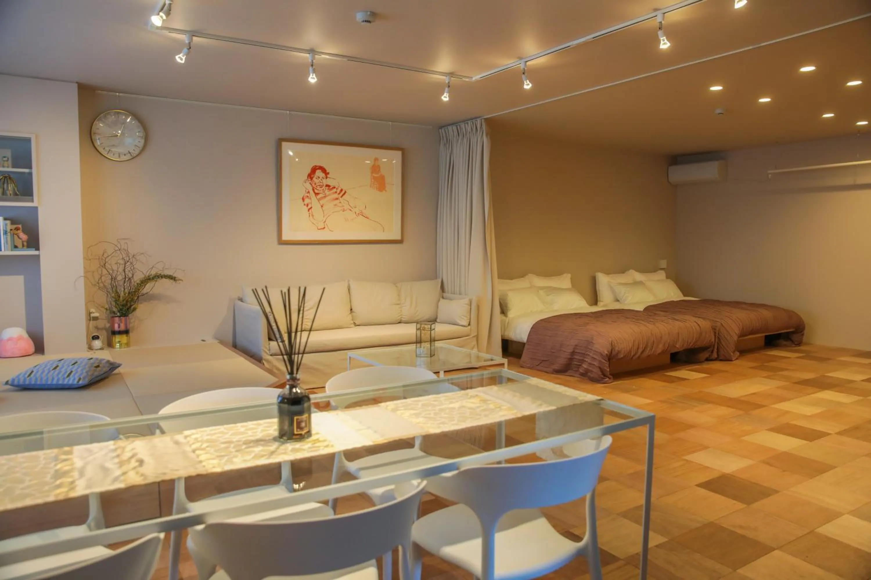 Living room, Bed in d3 HOTEL gallery2