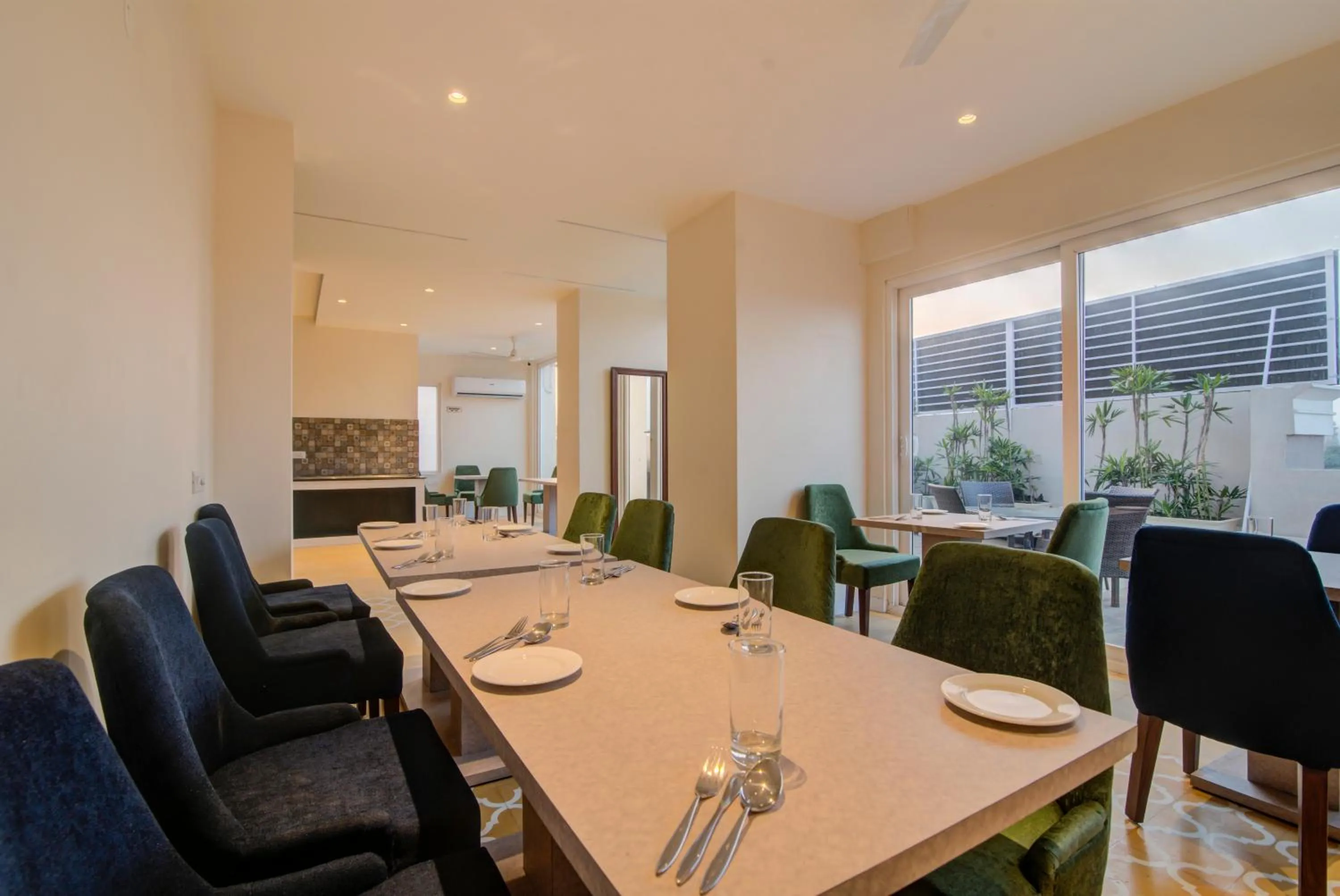 Restaurant/places to eat in Amritara Sadka Amritsar