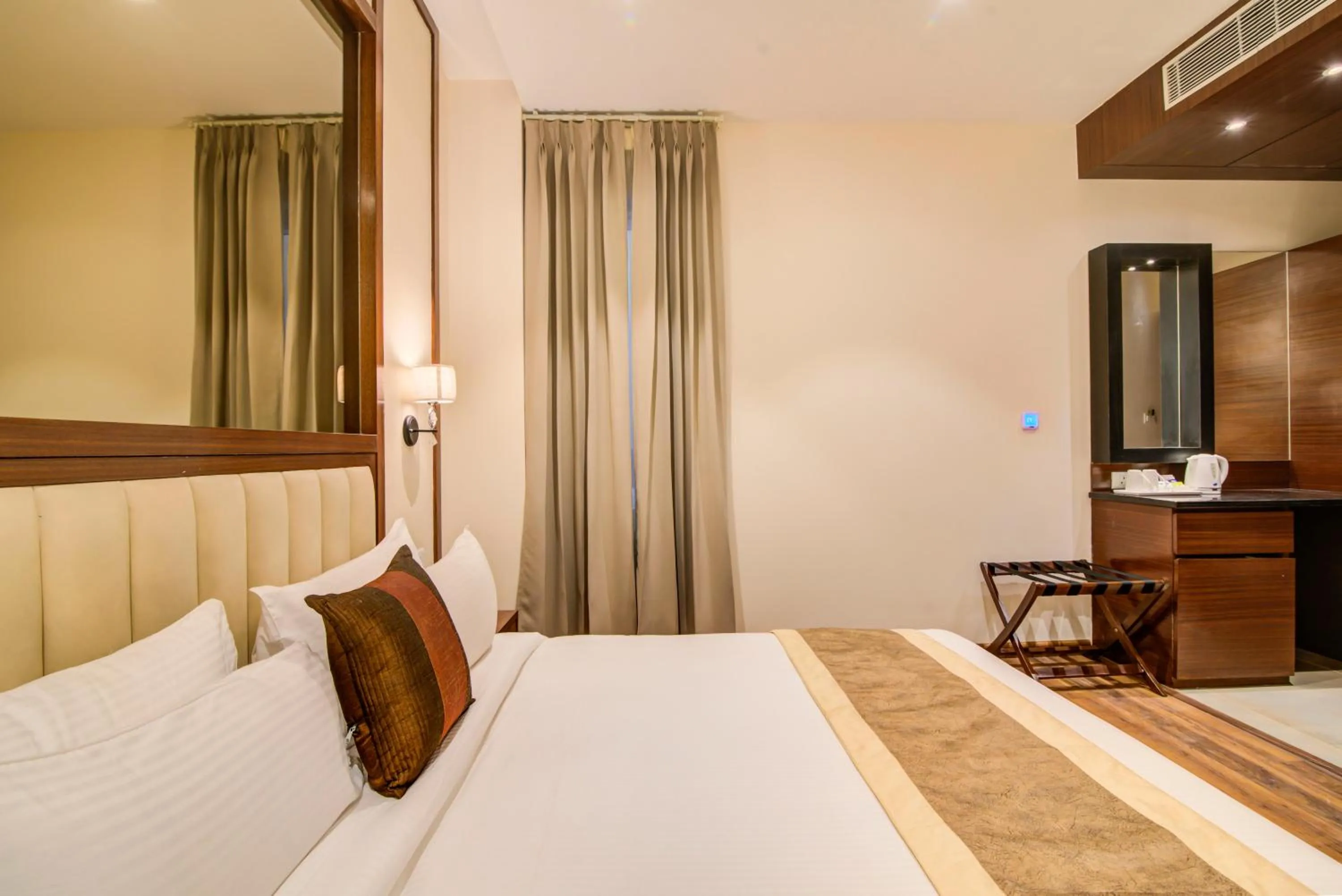 Bed in Amritara Sadka Amritsar