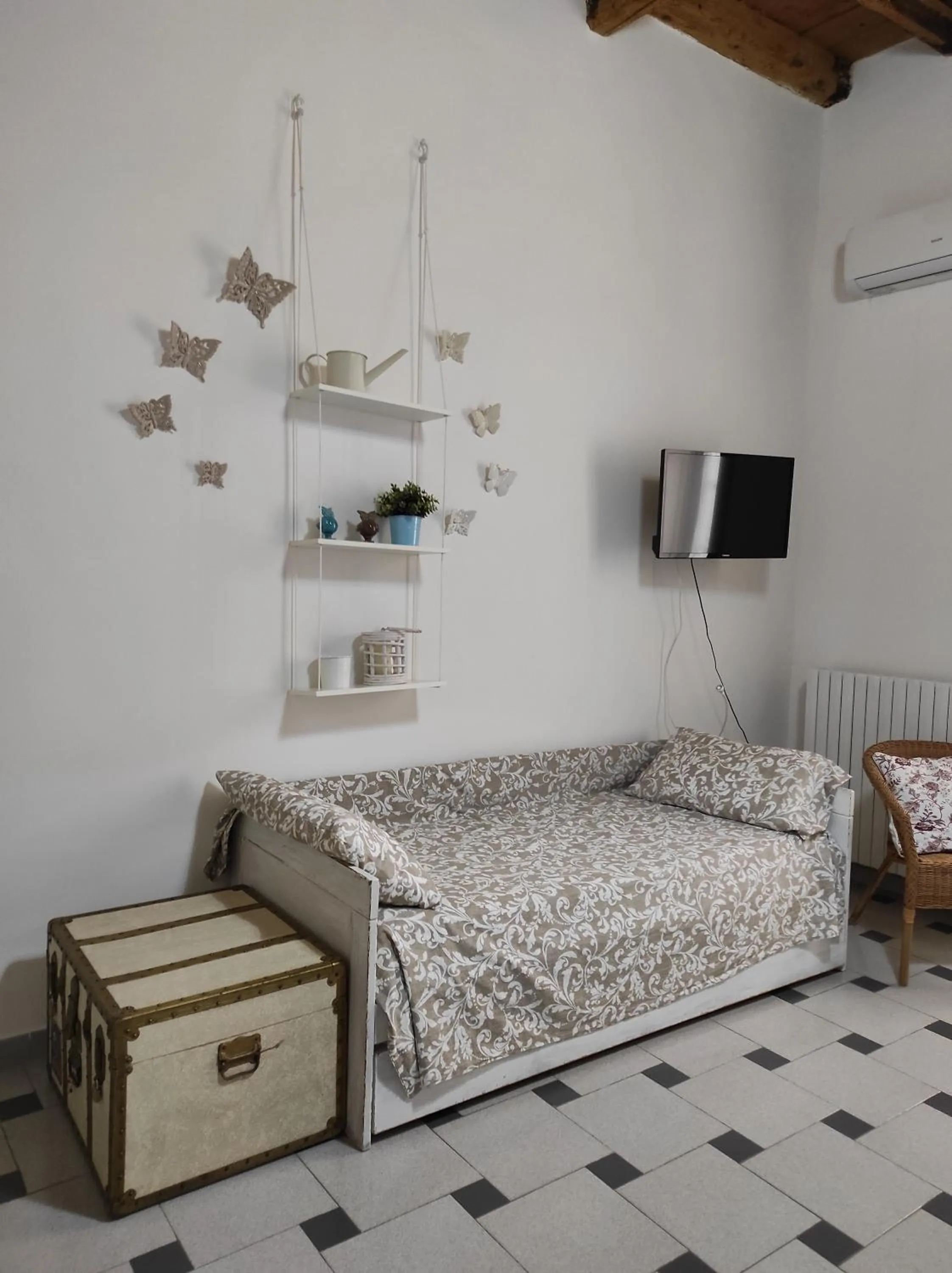 Bed in Terra Del Sole