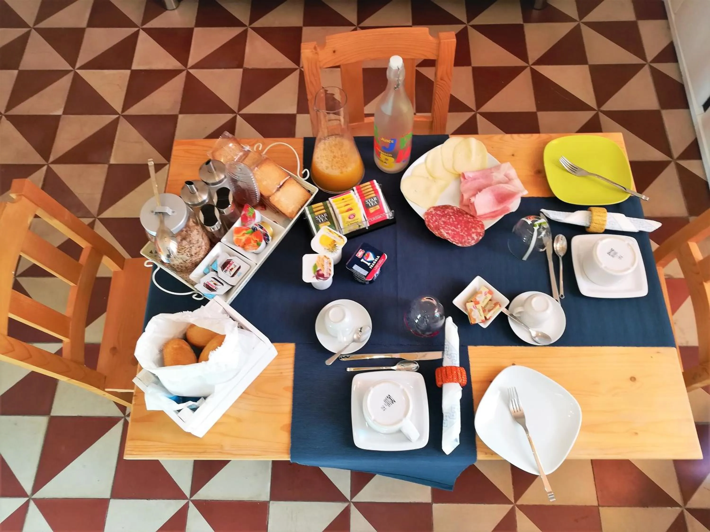 Breakfast in Terra Del Sole