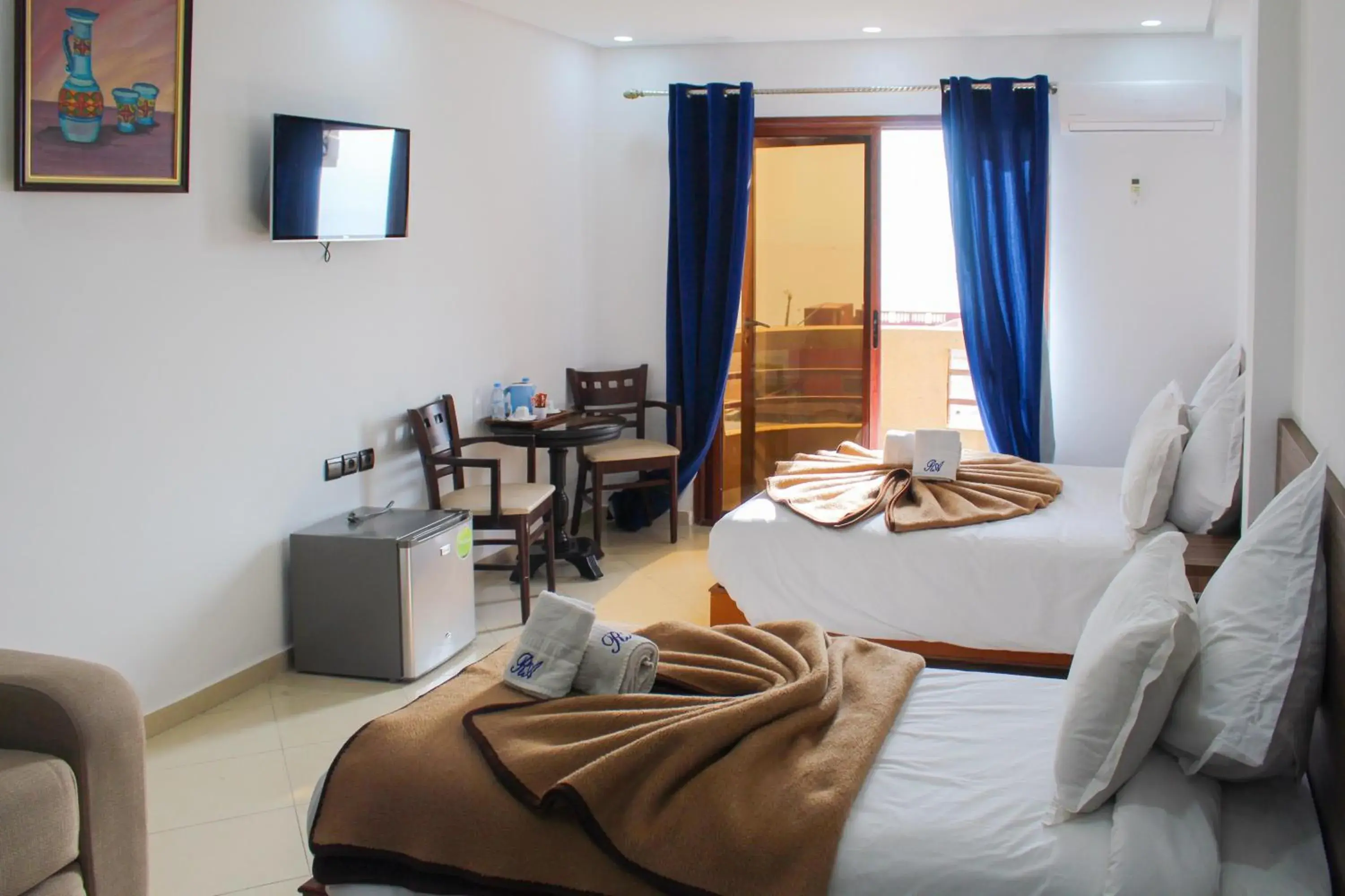 Deluxe Room (2 Adults + 1 Child) in Hôtel Riad Asfi Deluxe Room (2 Adults + 1 Child) in Hôtel Riad Asfi