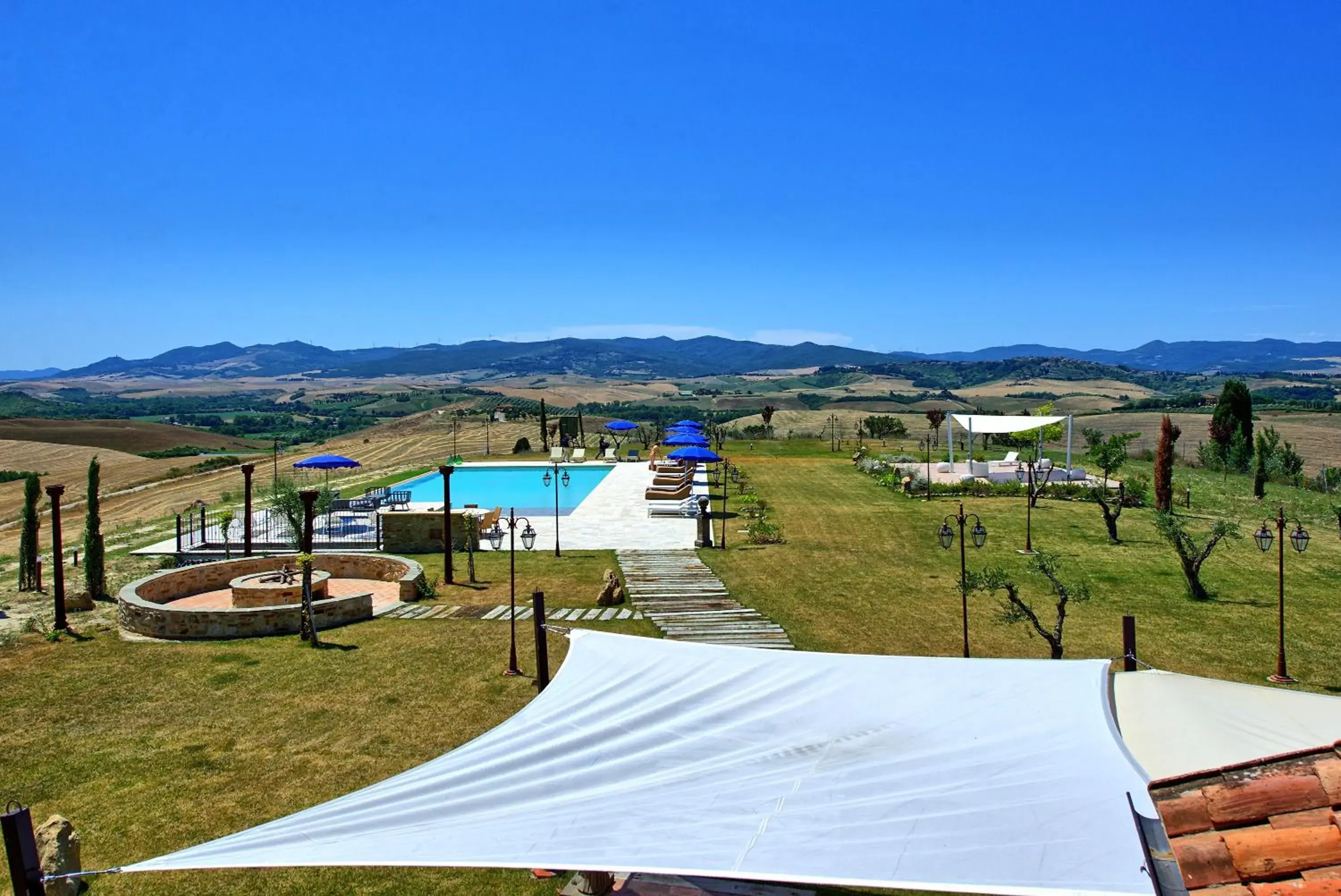 Villa Massimiliano by PosarelliVillas Villa Massimiliano by PosarelliVillas