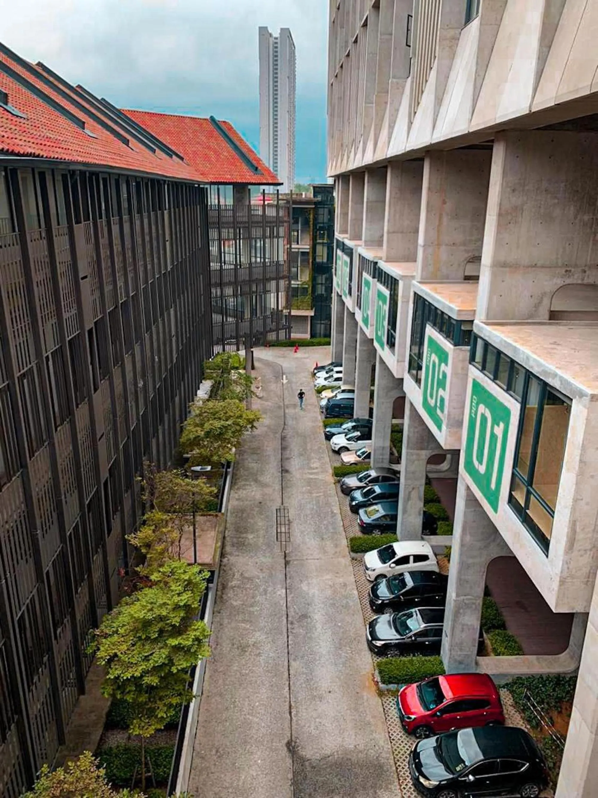 Neighbourhood in Tamarind Suite by DreamScape