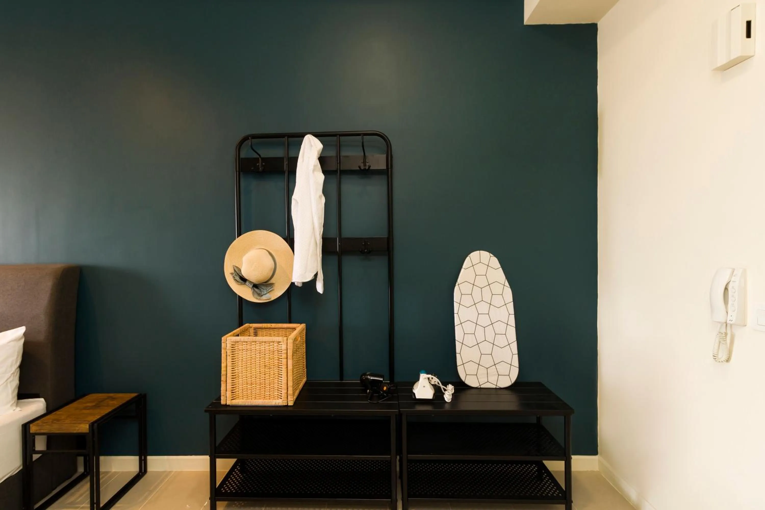 Living room in Tamarind Suite by DreamScape