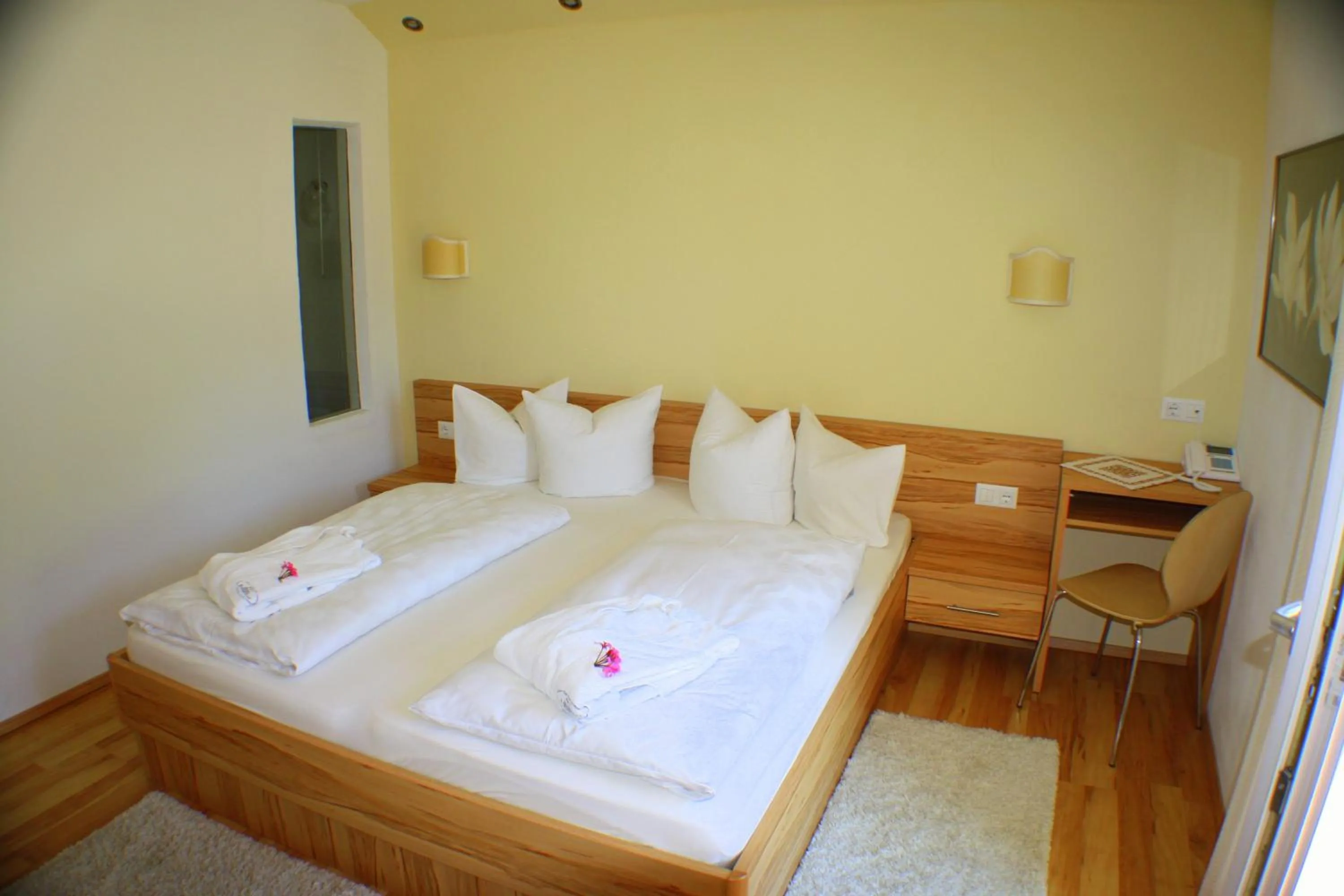 Bed in Hotel Etschquelle