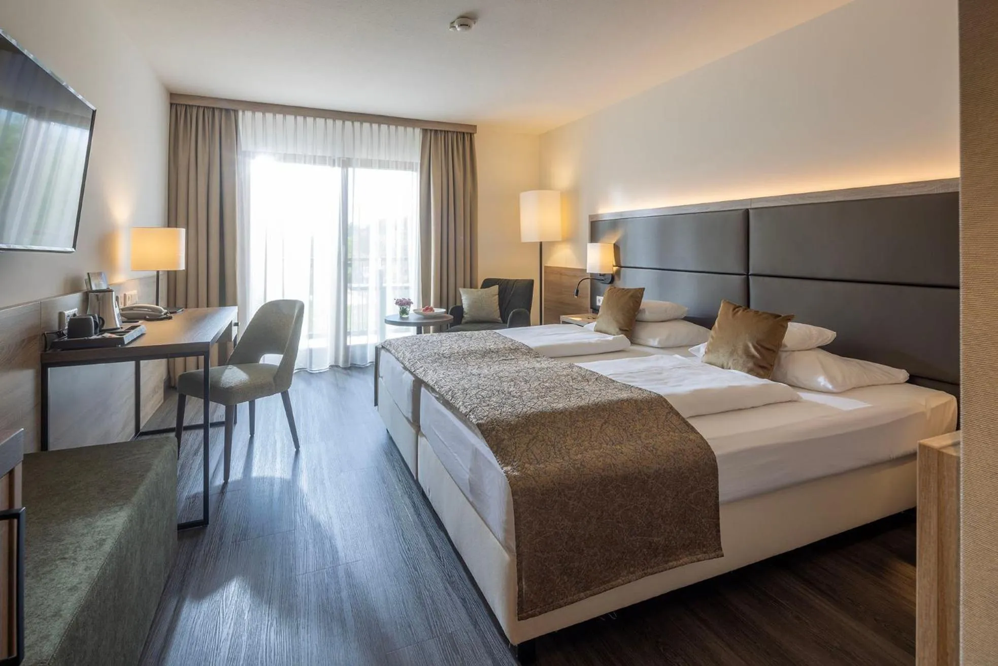 Photo of the whole room, Bed in Flair Park Hotel Ilshofen