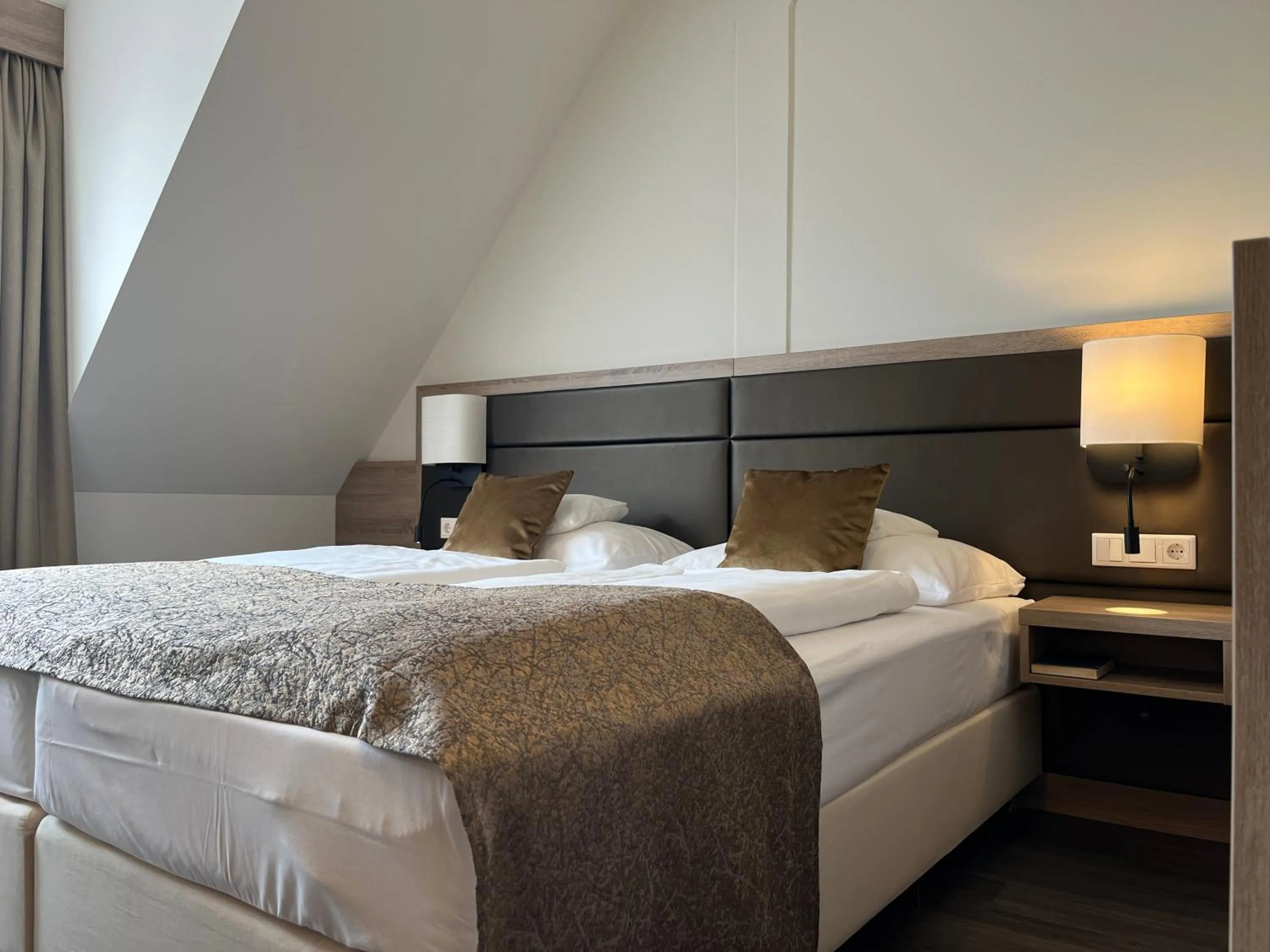 Photo of the whole room, Bed in Flair Park Hotel Ilshofen