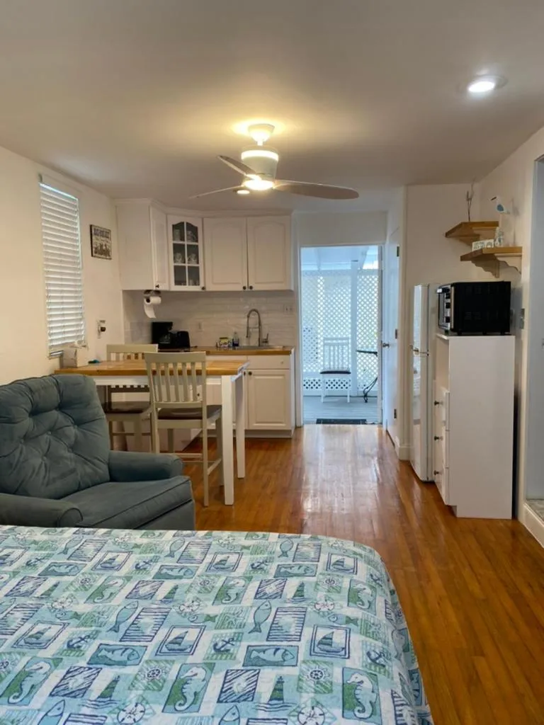 Twins Inn & Apartments