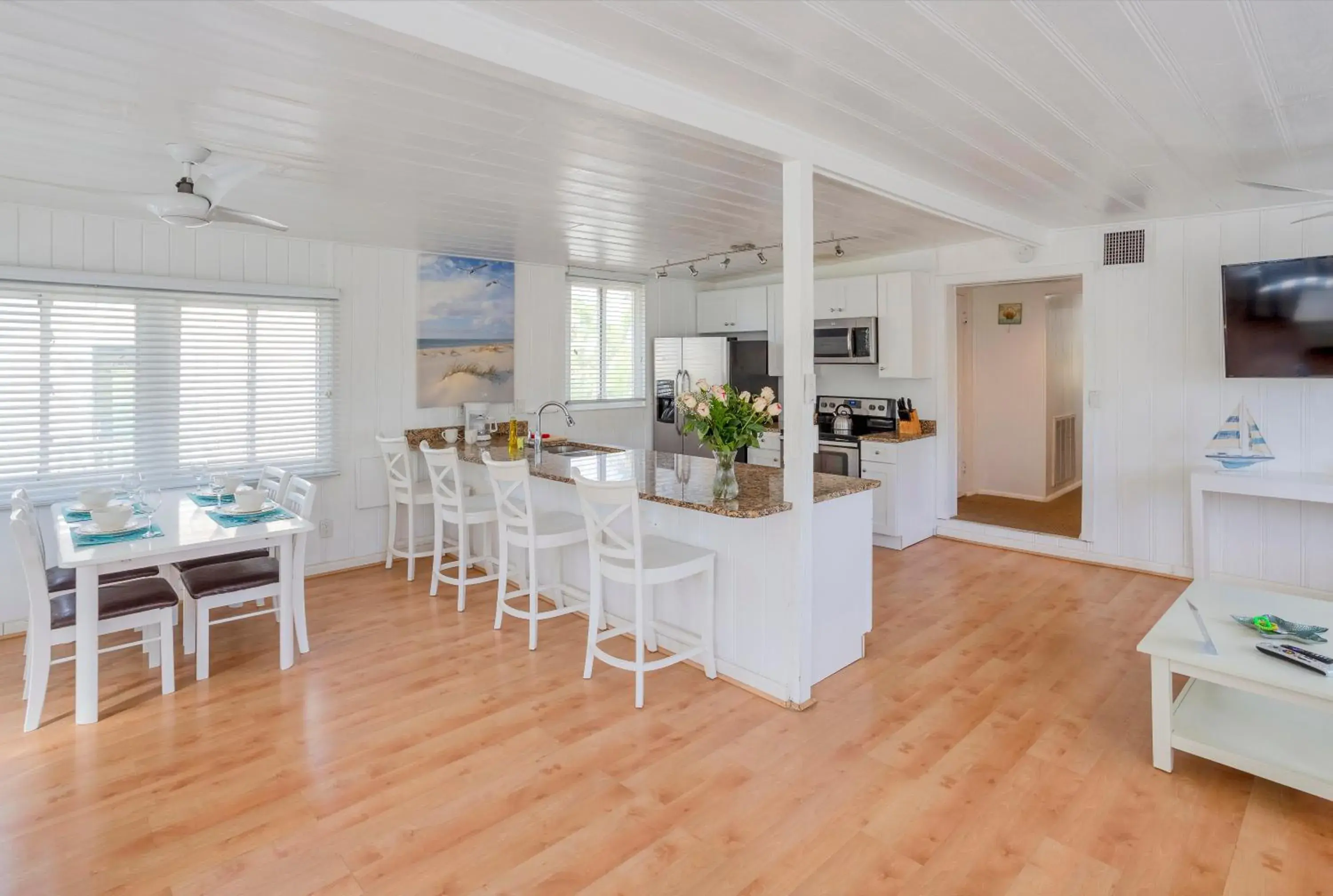 Two-Bedroom Apartment Deluxe in Twins Inn & Apartments Two-Bedroom Apartment Deluxe in Twins Inn & Apartments