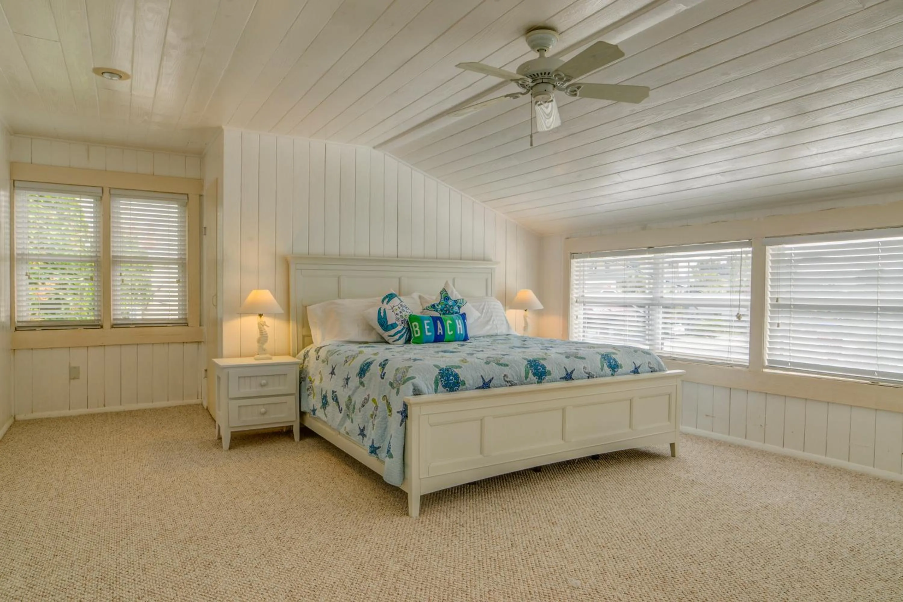 Photo of the whole room, Bed in Twins Inn & Apartments