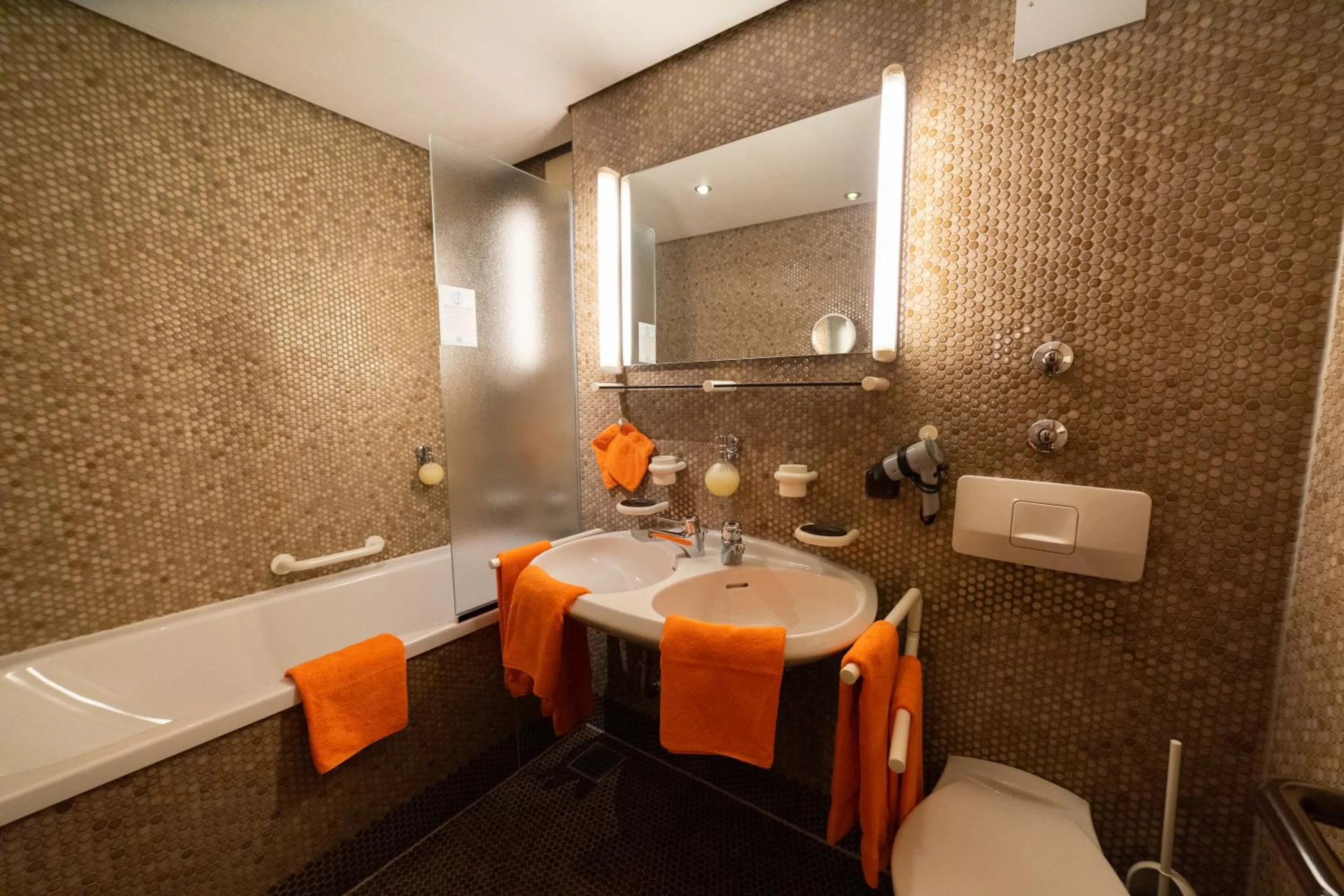 Bathroom in Stadt-gut-Hotel Filderhotel