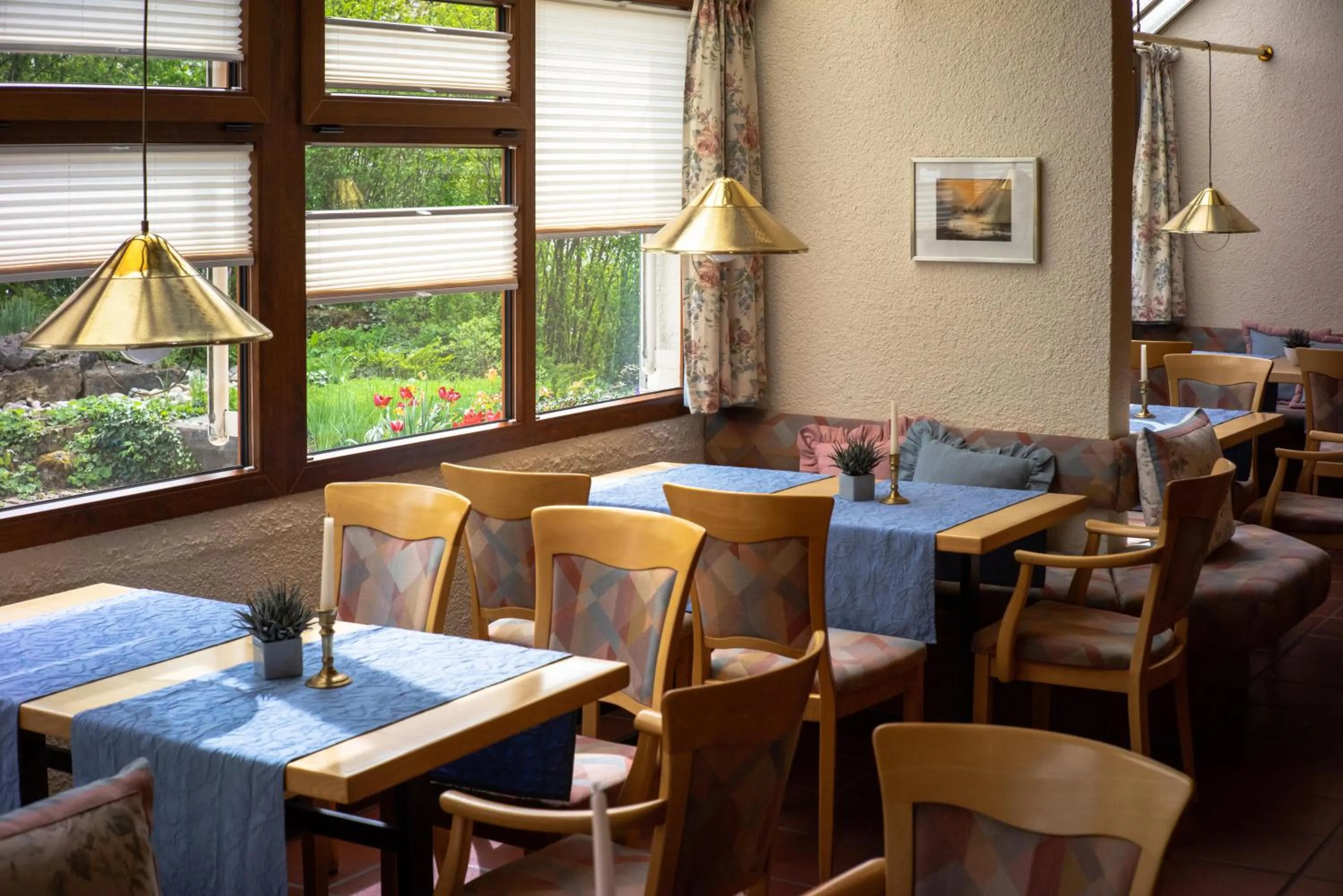 Restaurant/places to eat in Stadt-gut-Hotel Filderhotel