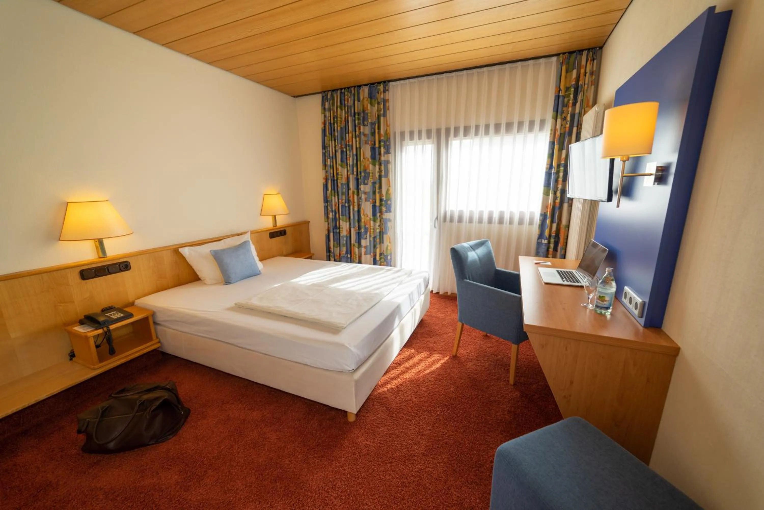 Bed in Stadt-gut-Hotel Filderhotel