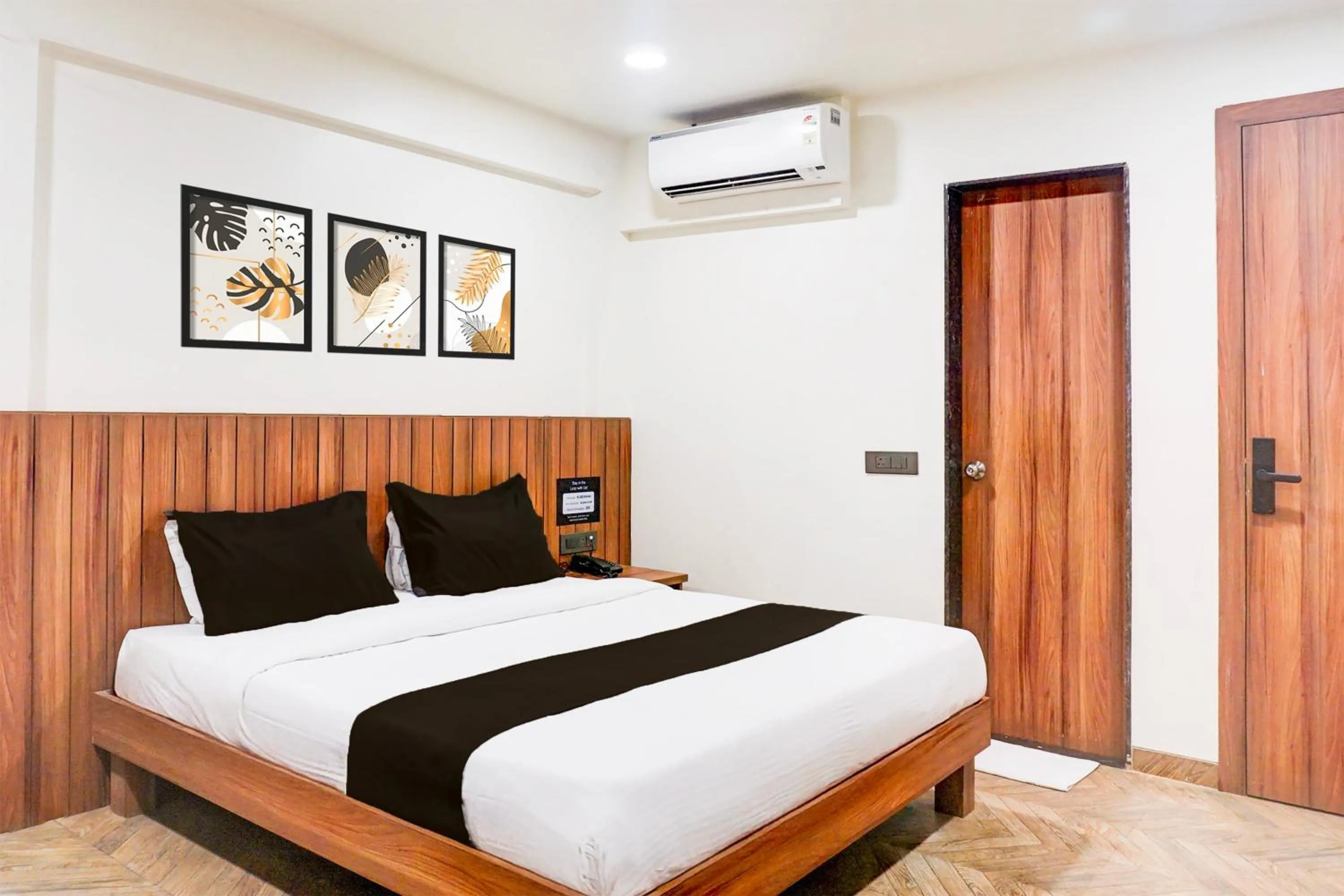 Bedroom, Bed in Super Townhouse Oak Viman Nagar Formerly Kuber Inn
