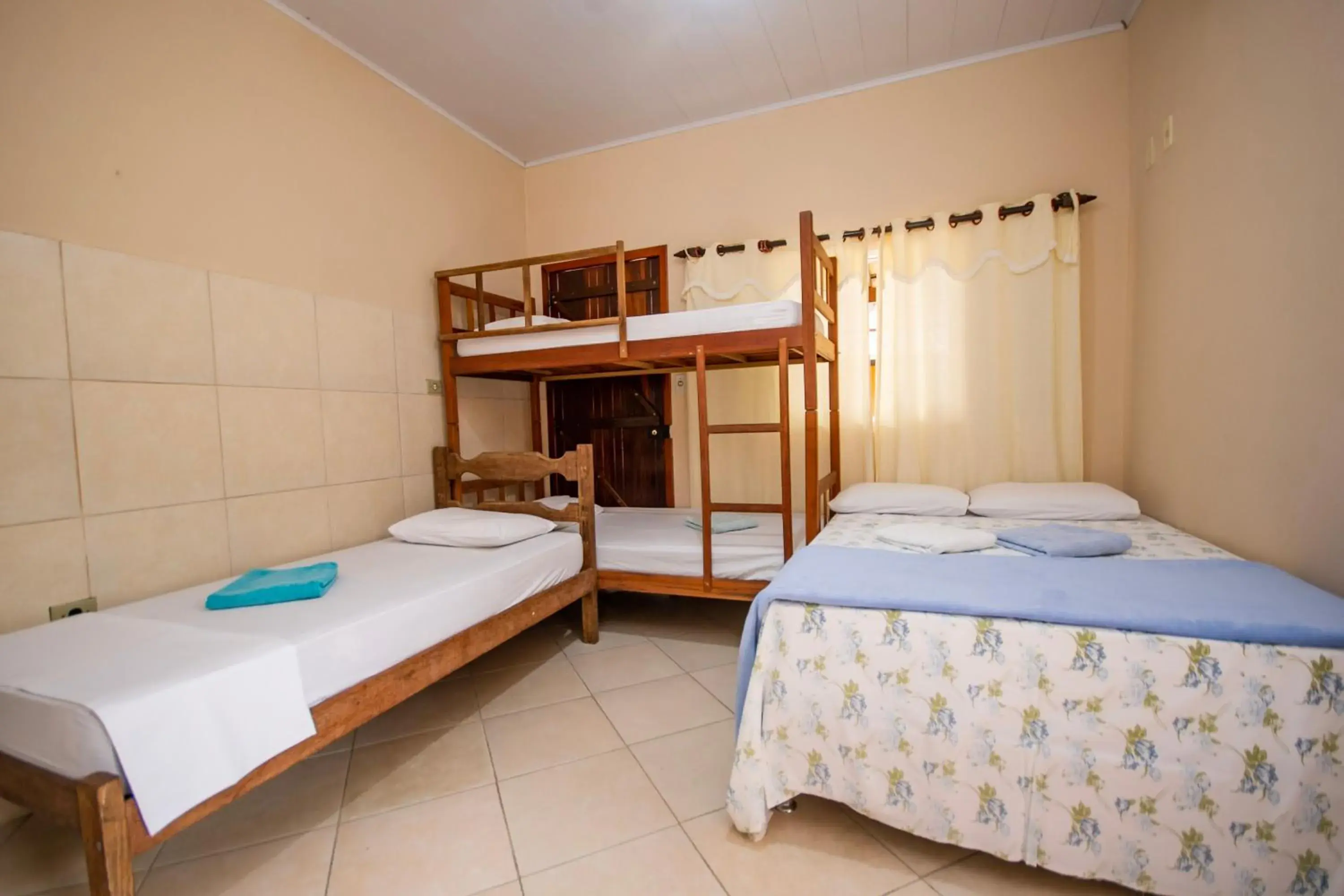 Family Room in Pousada Quatro Estações Paraty Family Room in Pousada Quatro Estações Paraty