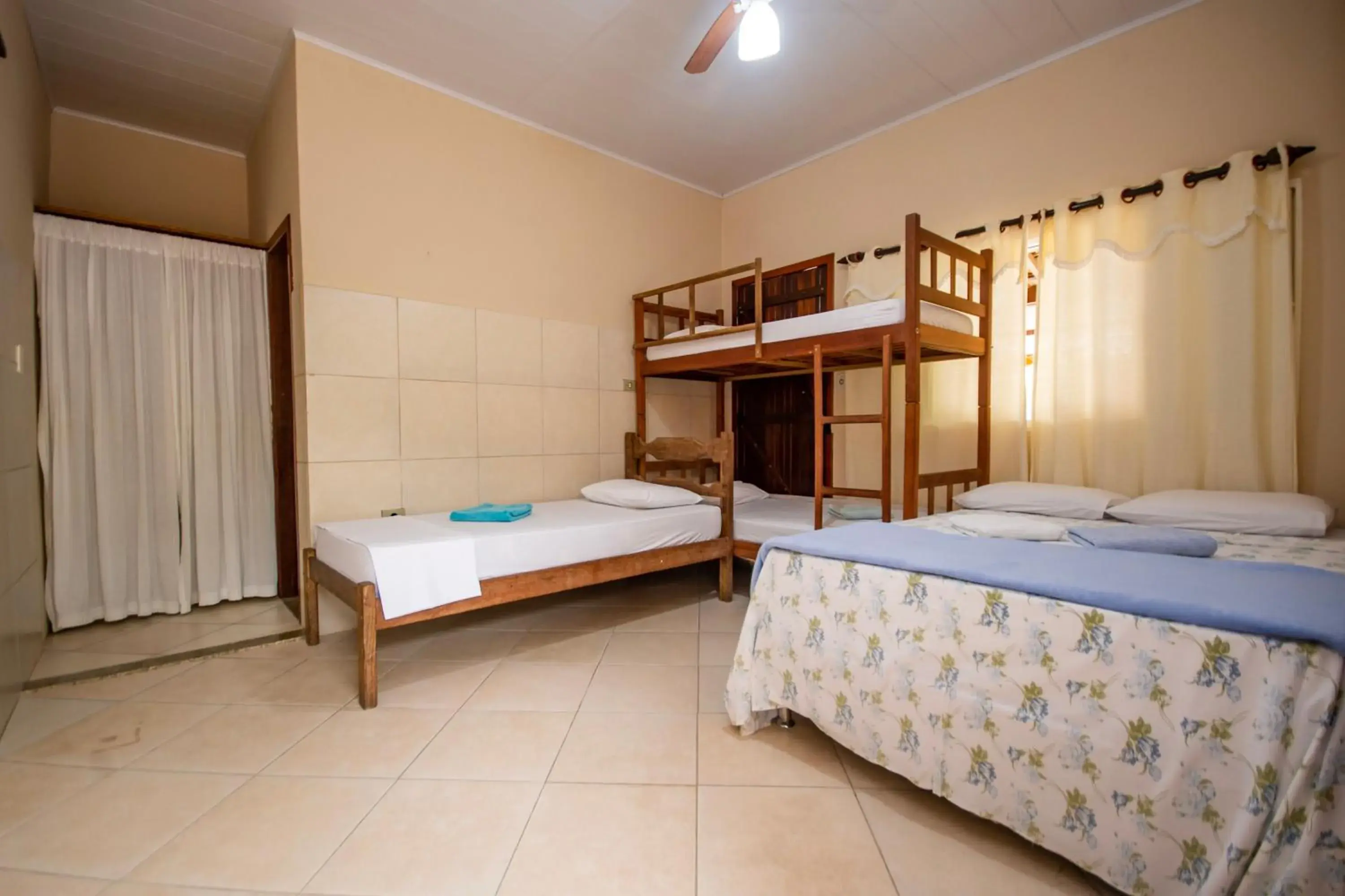 Family Room in Pousada Quatro Estações Paraty Family Room in Pousada Quatro Estações Paraty