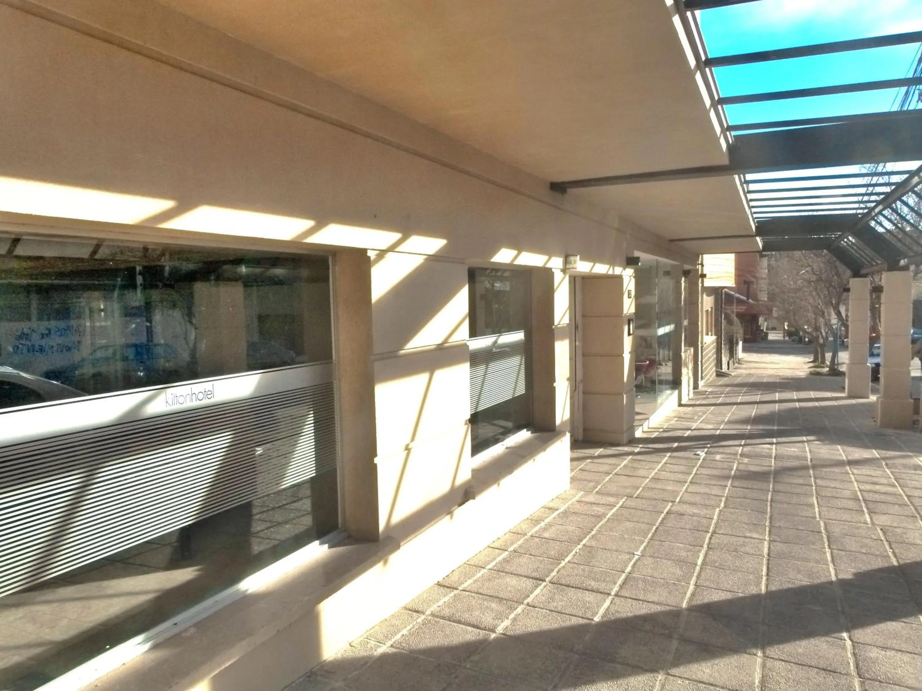 Facade/entrance in Hotel Kilton