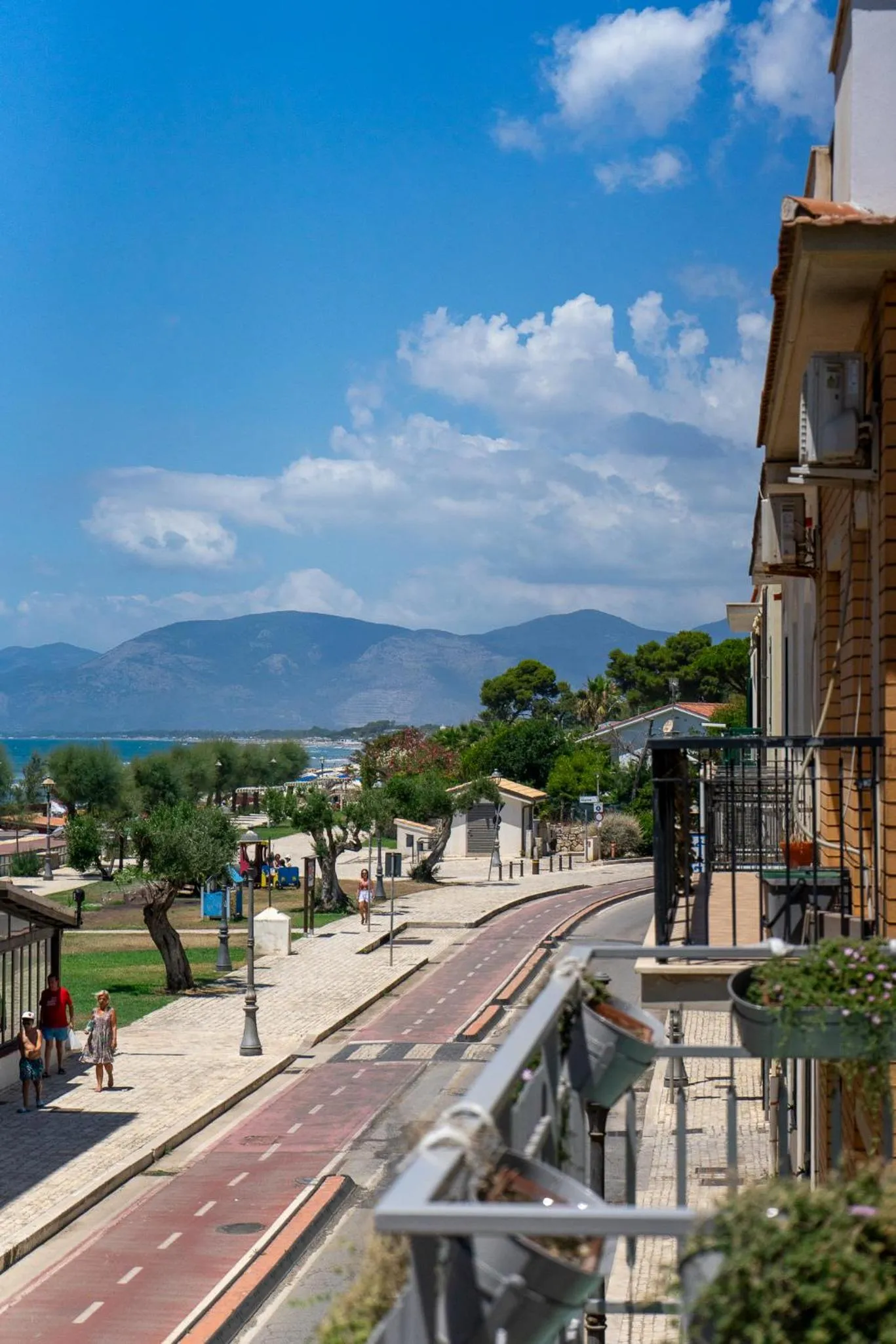 City view in B&B Sperlonga