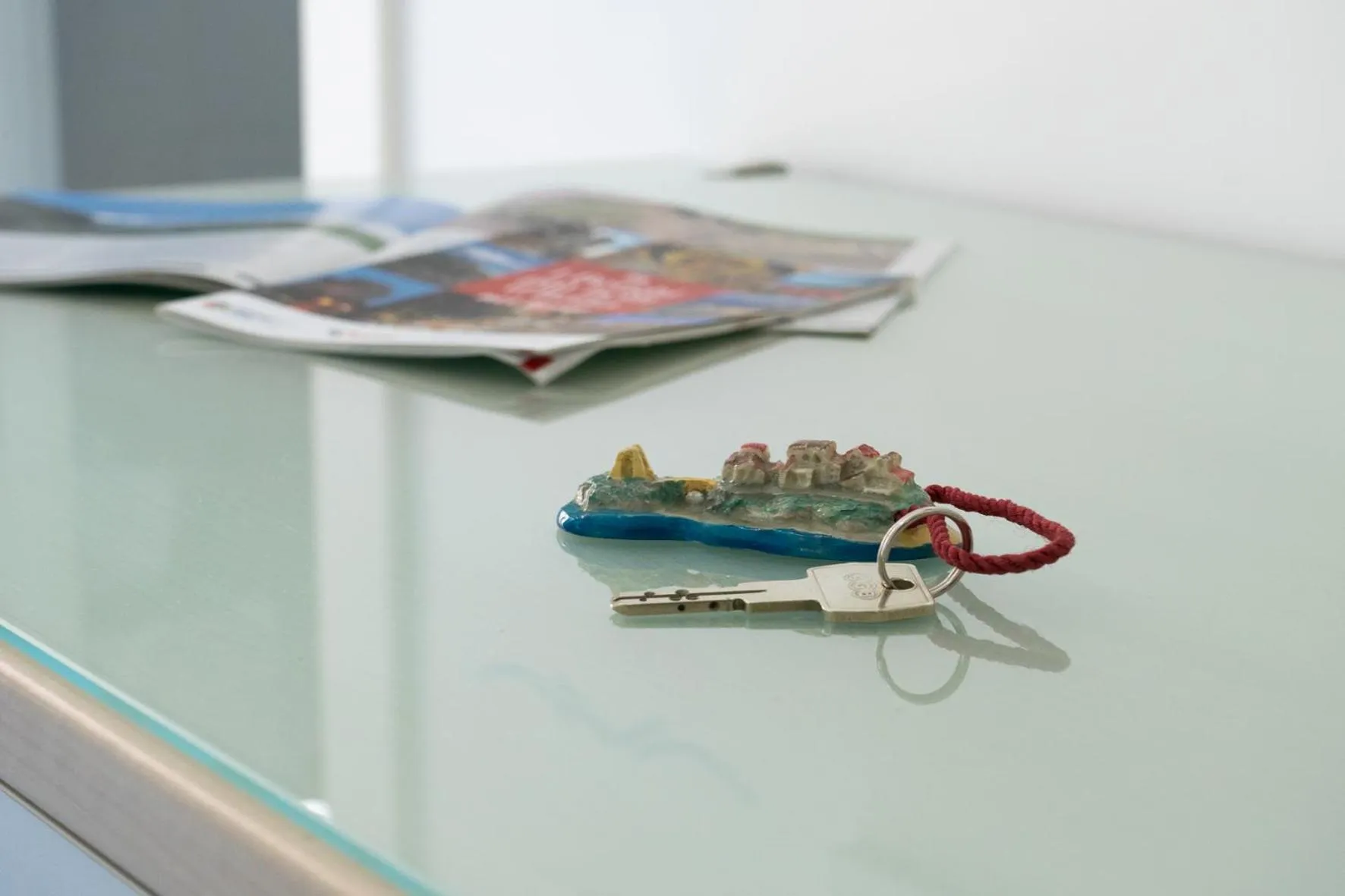 Text overlay in B&B Sperlonga