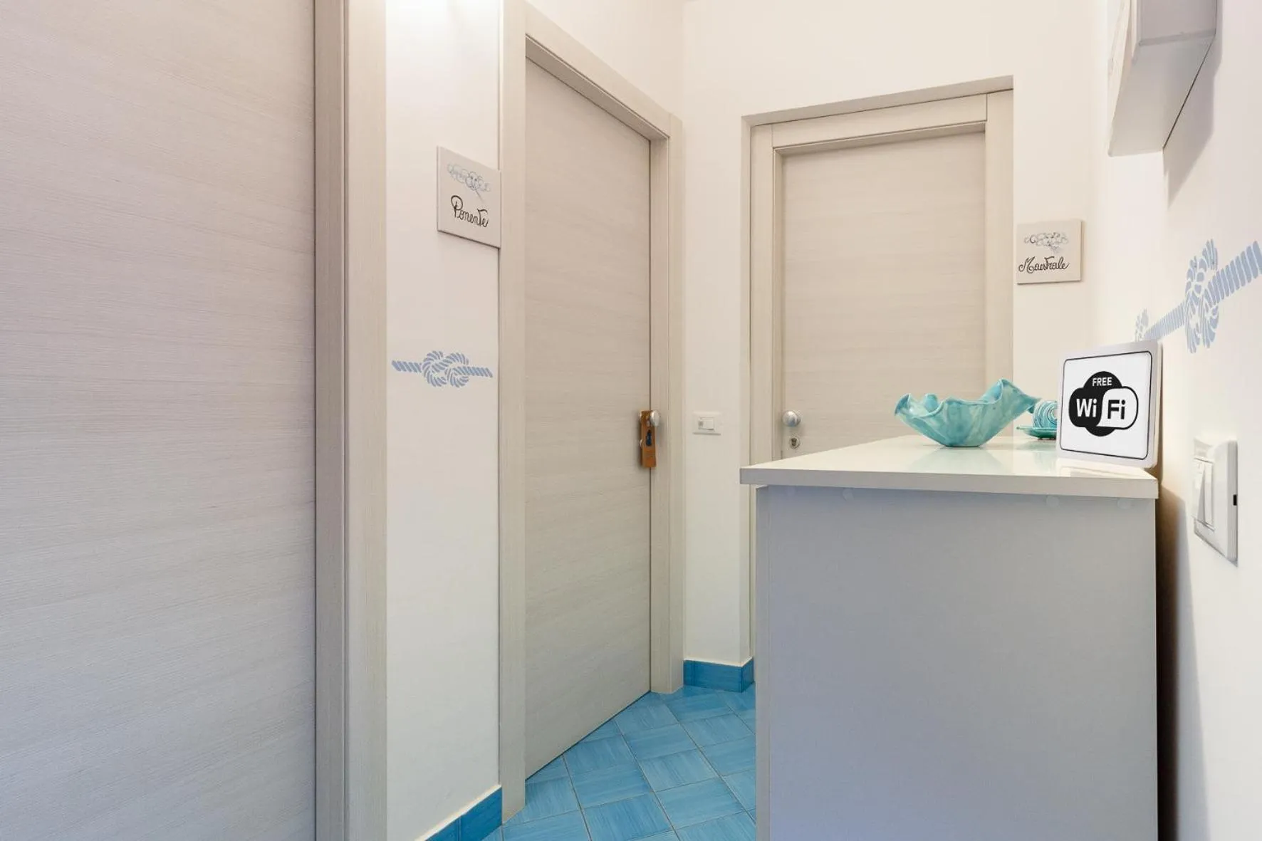 locker in B&B Sperlonga