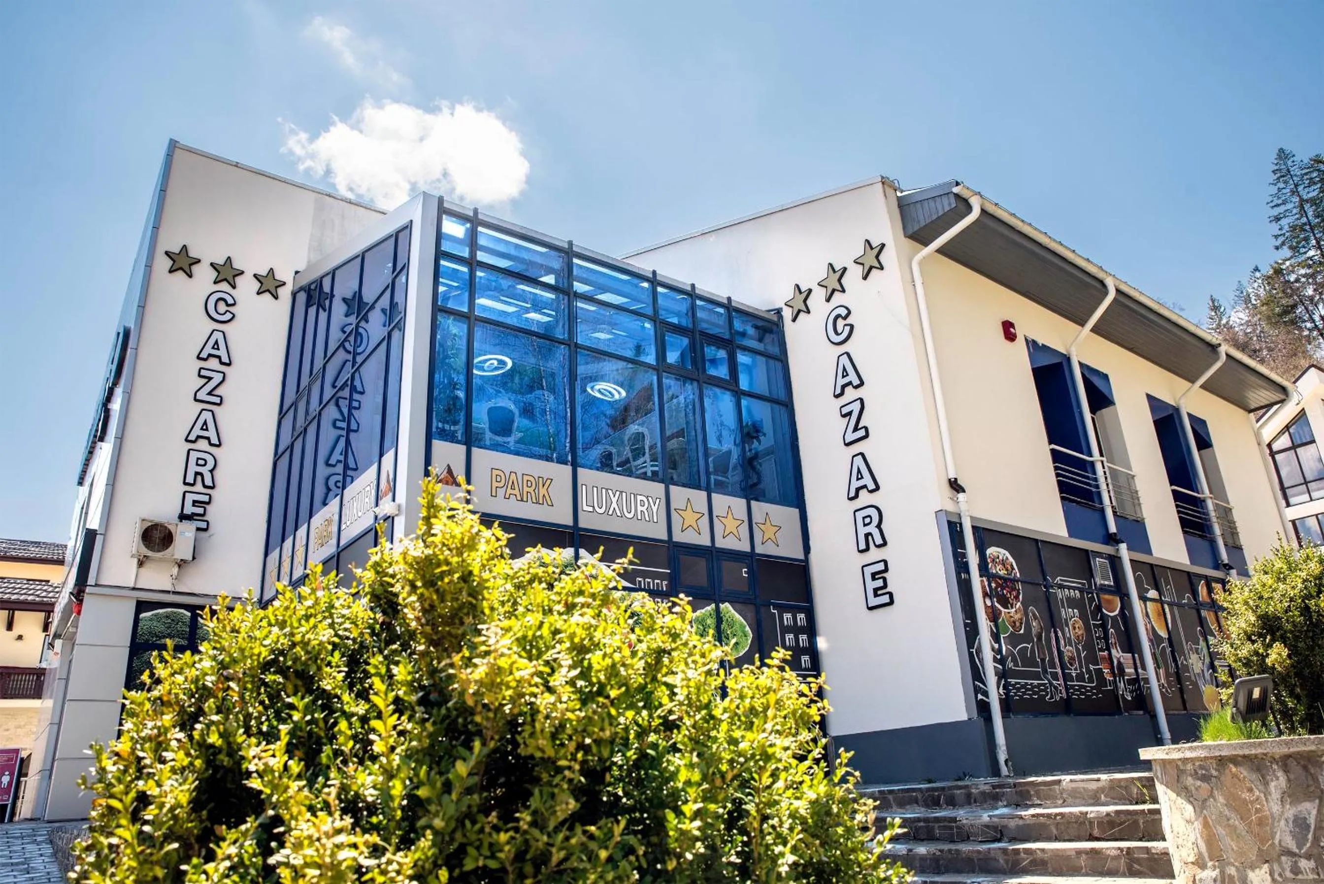 Property building in Park Luxury Rooms