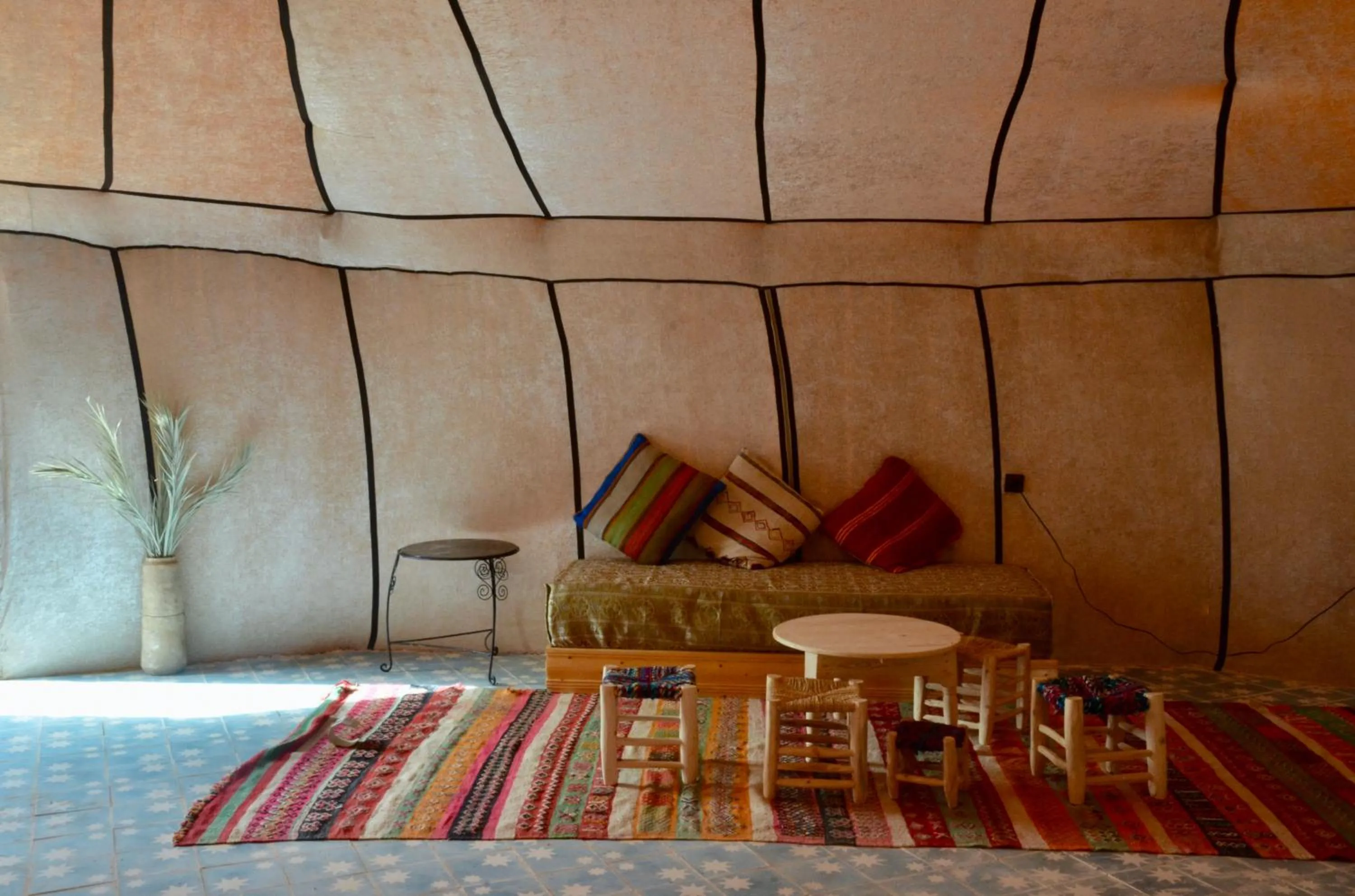 Living room, Bed in Jardin Kotori Luxury Camp