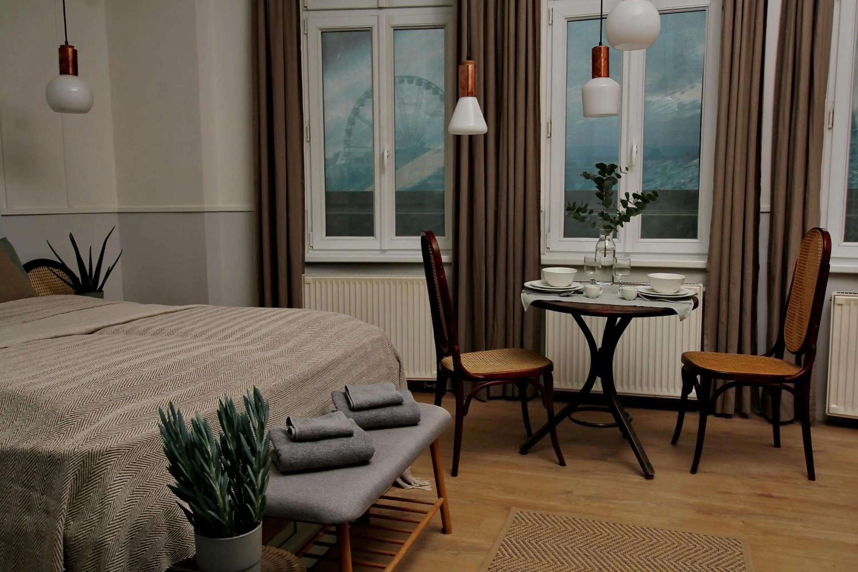 Dining area in Gellerico Apartments Deák Square