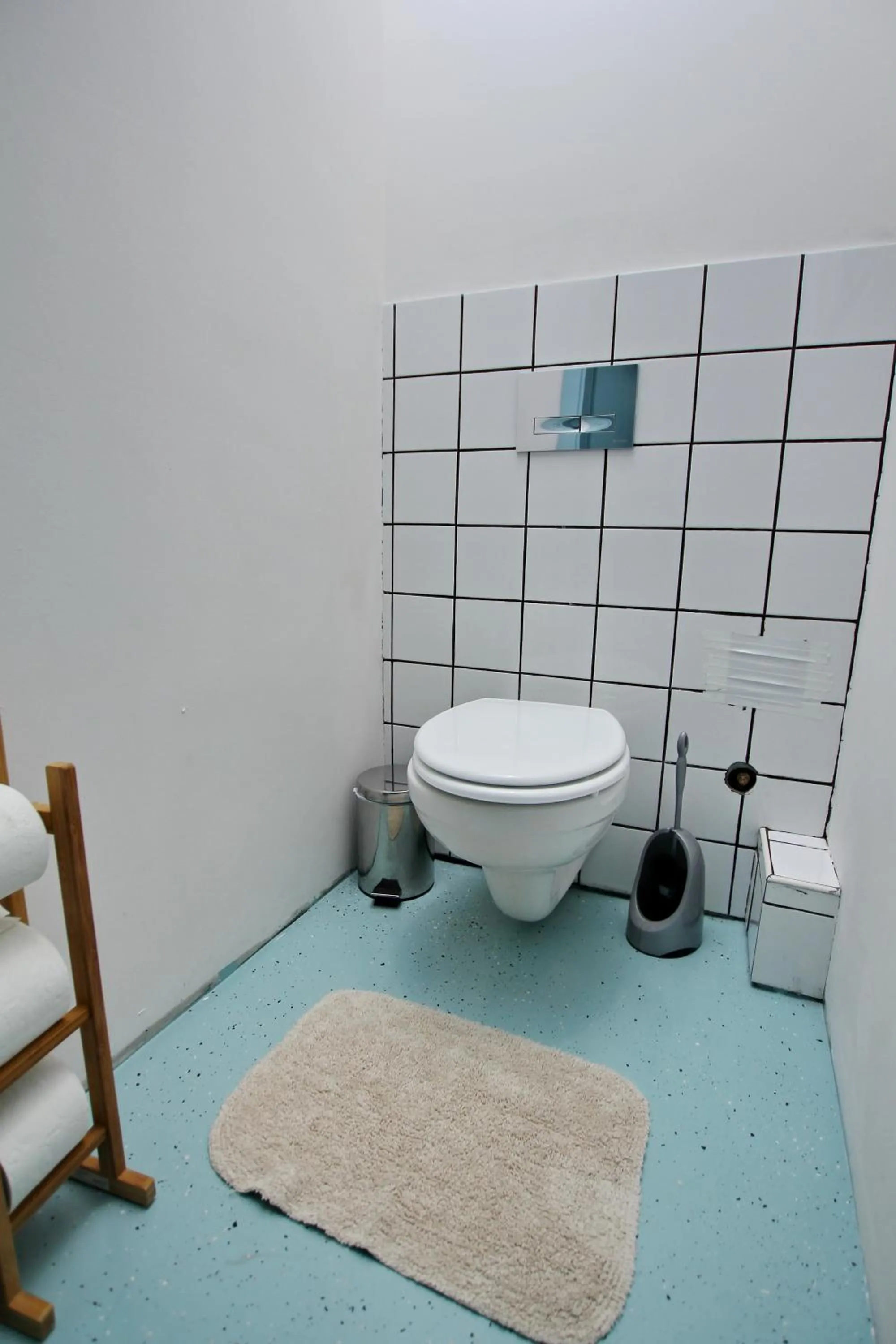 Toilet in Gellerico Apartments Deák Square