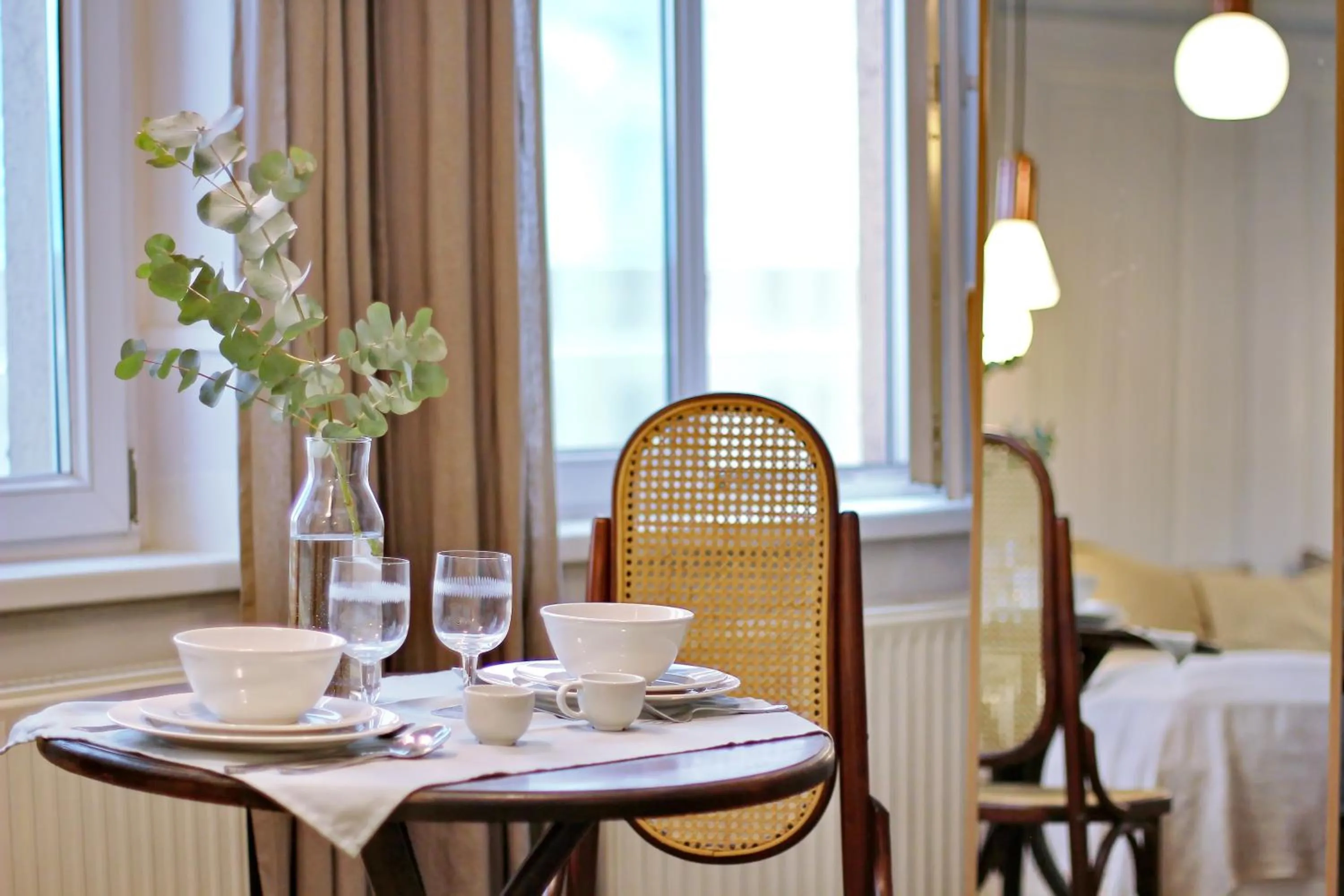 Dining area in Gellerico Apartments Deák Square