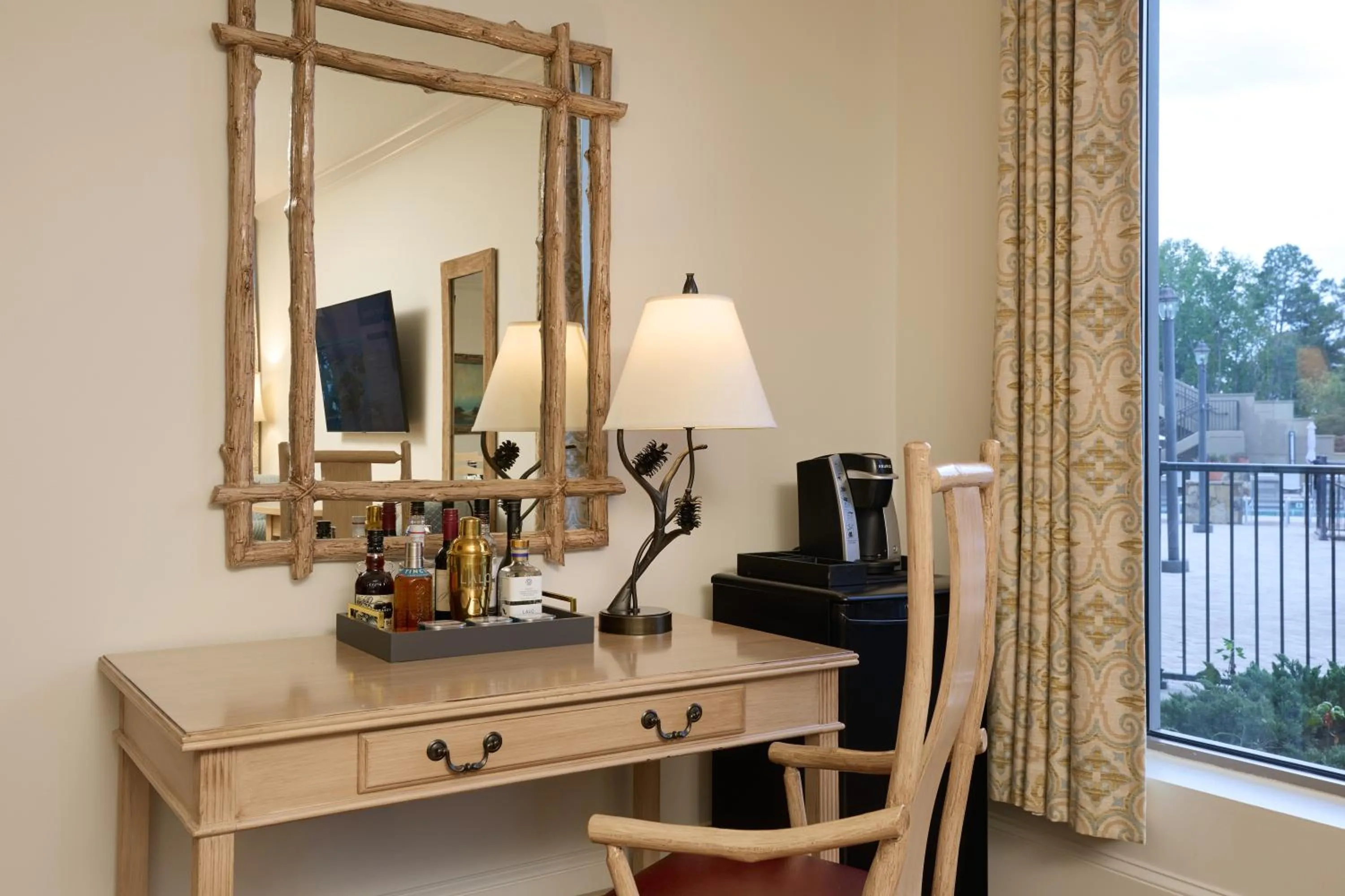 Living room in Lanier Islands Legacy Lodge