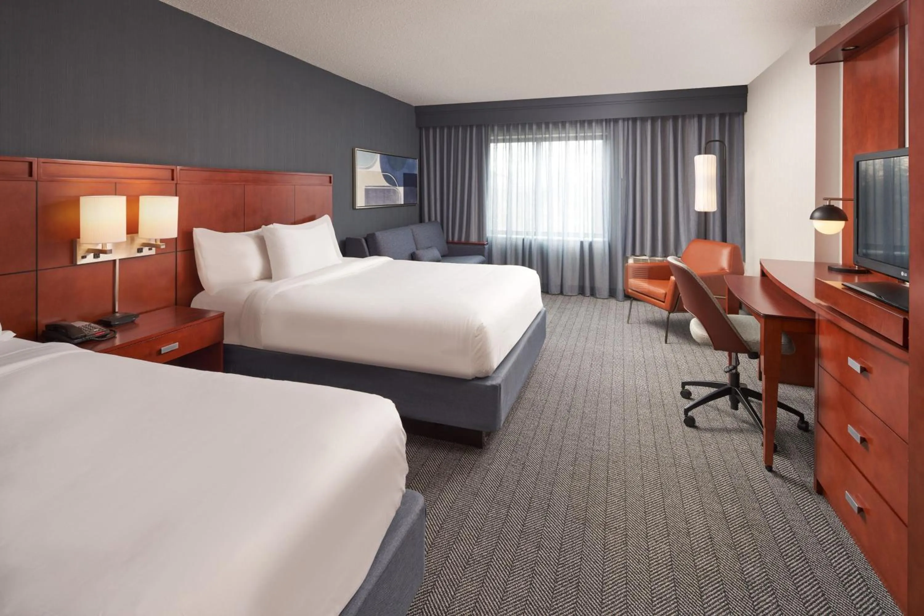 Photo of the whole room, Bed in Courtyard by Marriott Glassboro Rowan University