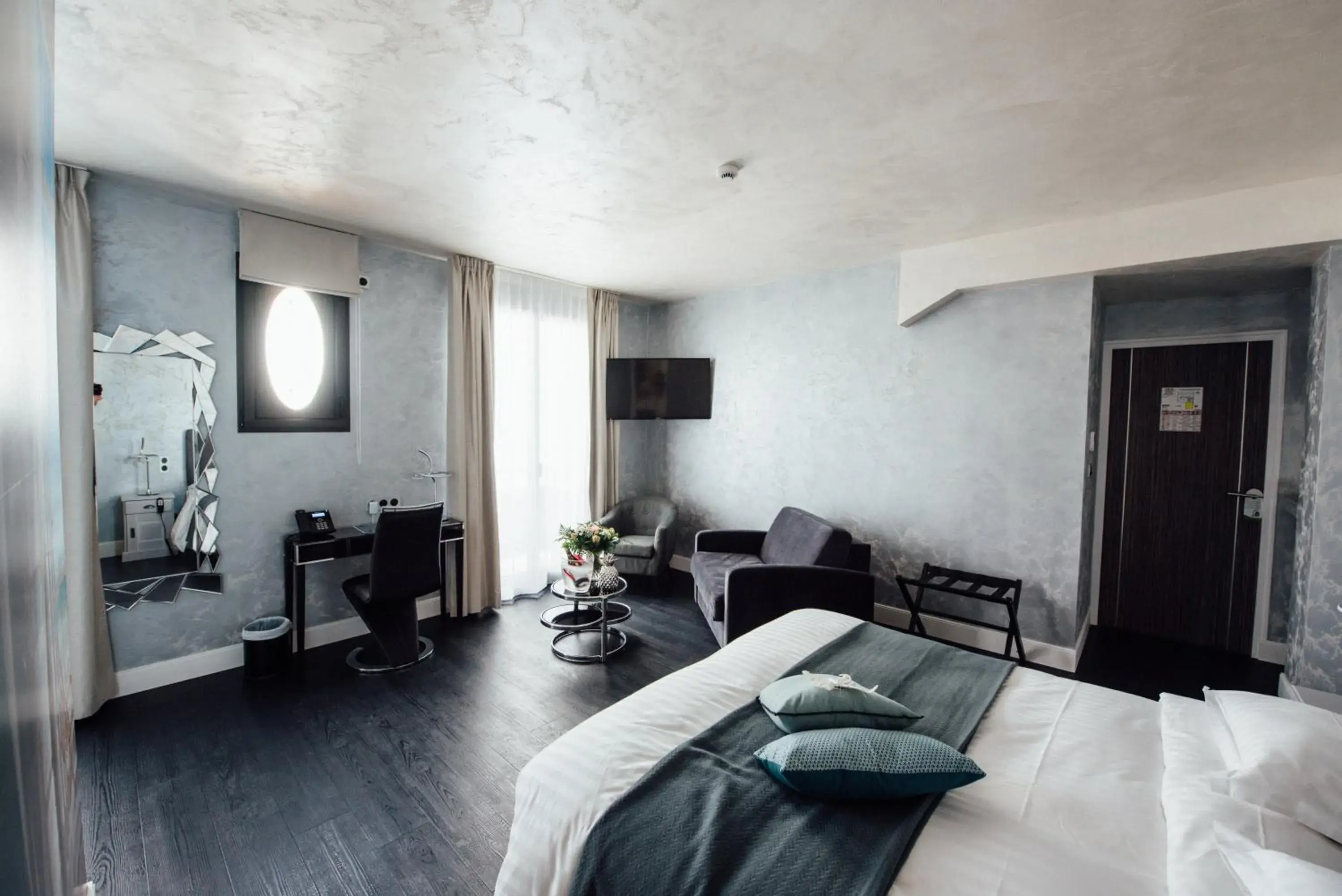 Deluxe Double Room in Amirauté Deluxe Double Room in Amirauté