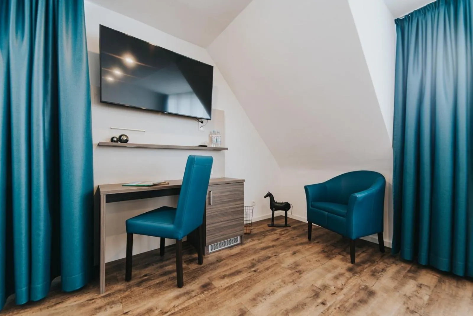 TV and multimedia in Hotel Restaurant Adria Stuben Brühl