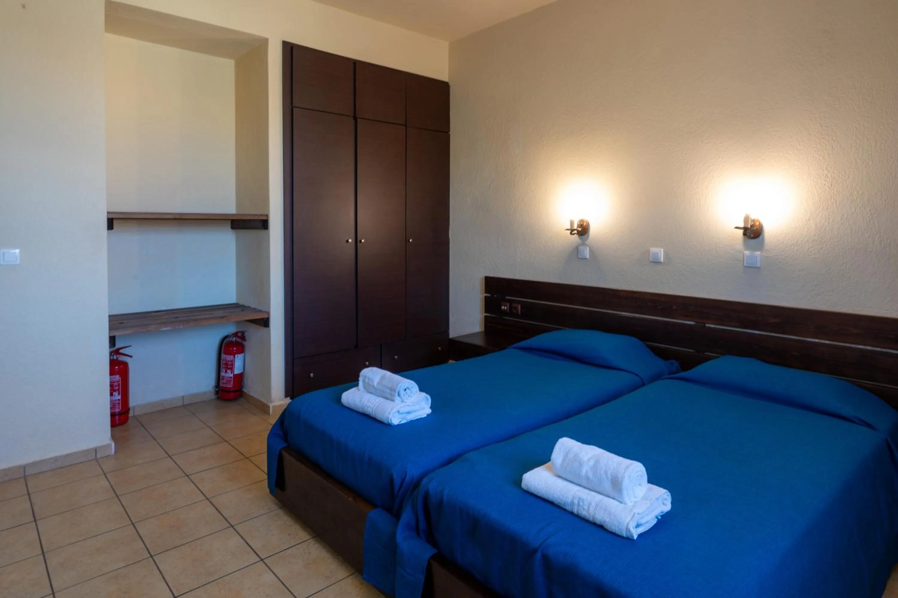 Bedroom, Bed in Mandilada Village