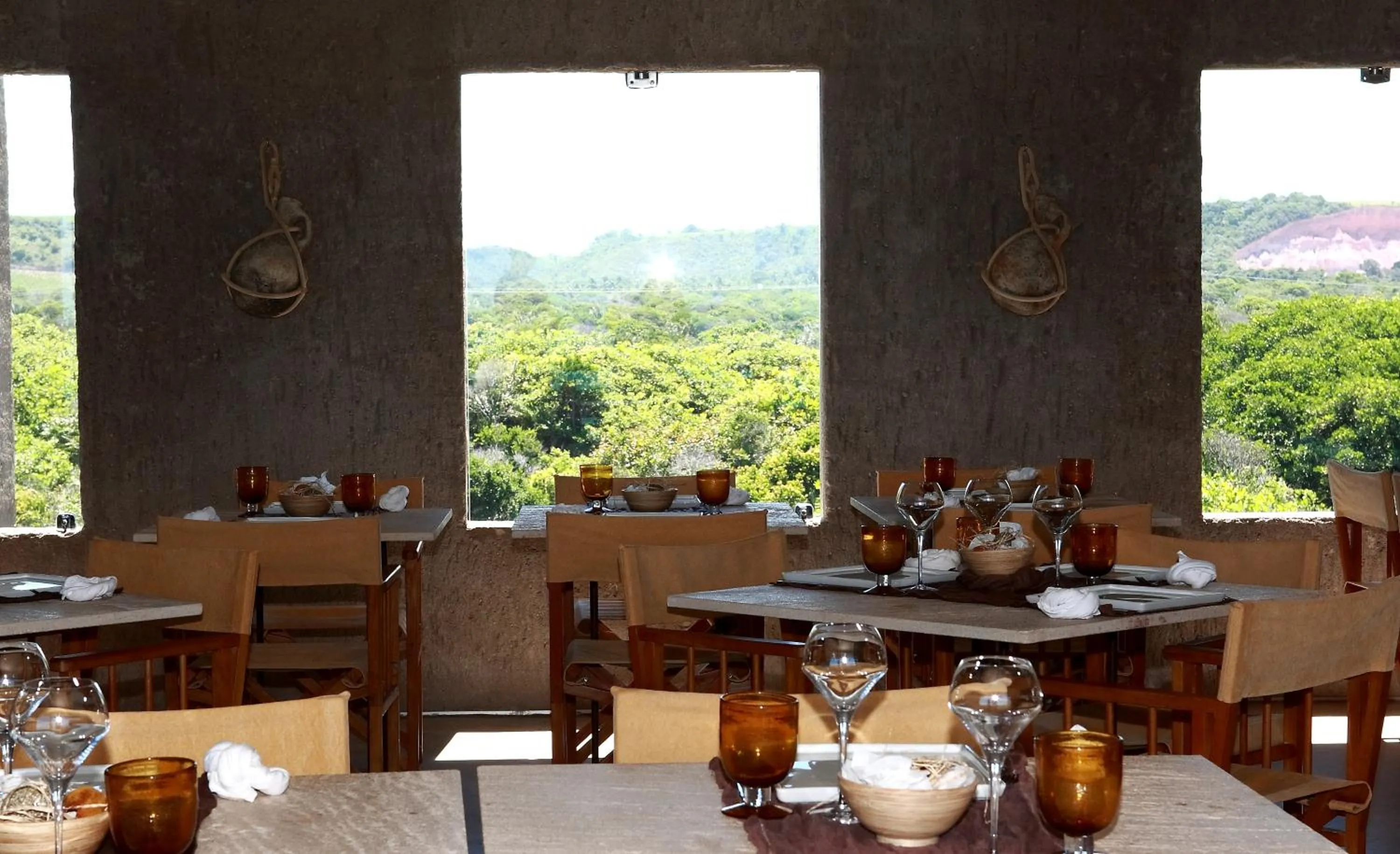 Restaurant/places to eat in Kenoa Exclusive Beach Spa & Resort