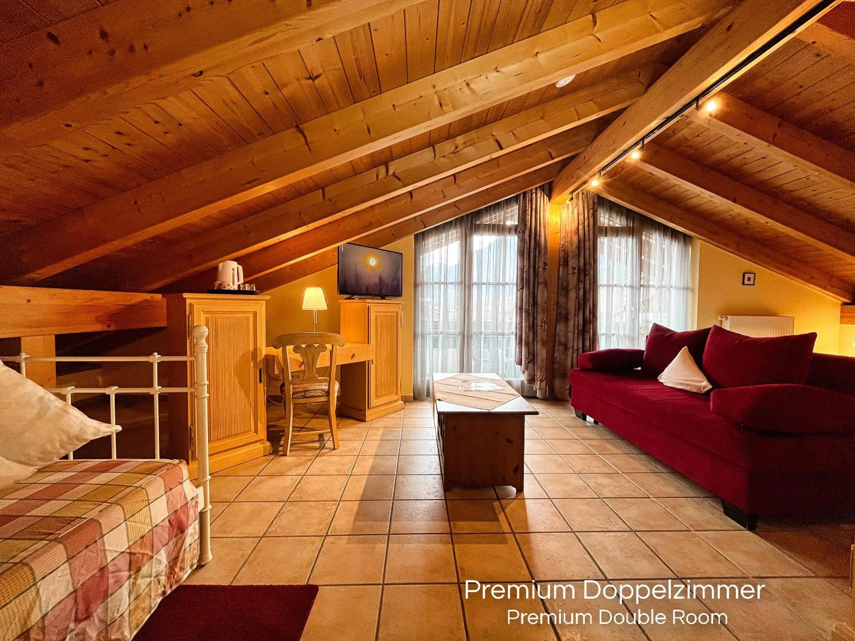 Photo of the whole room, Bed in Landhotel Guglhupf