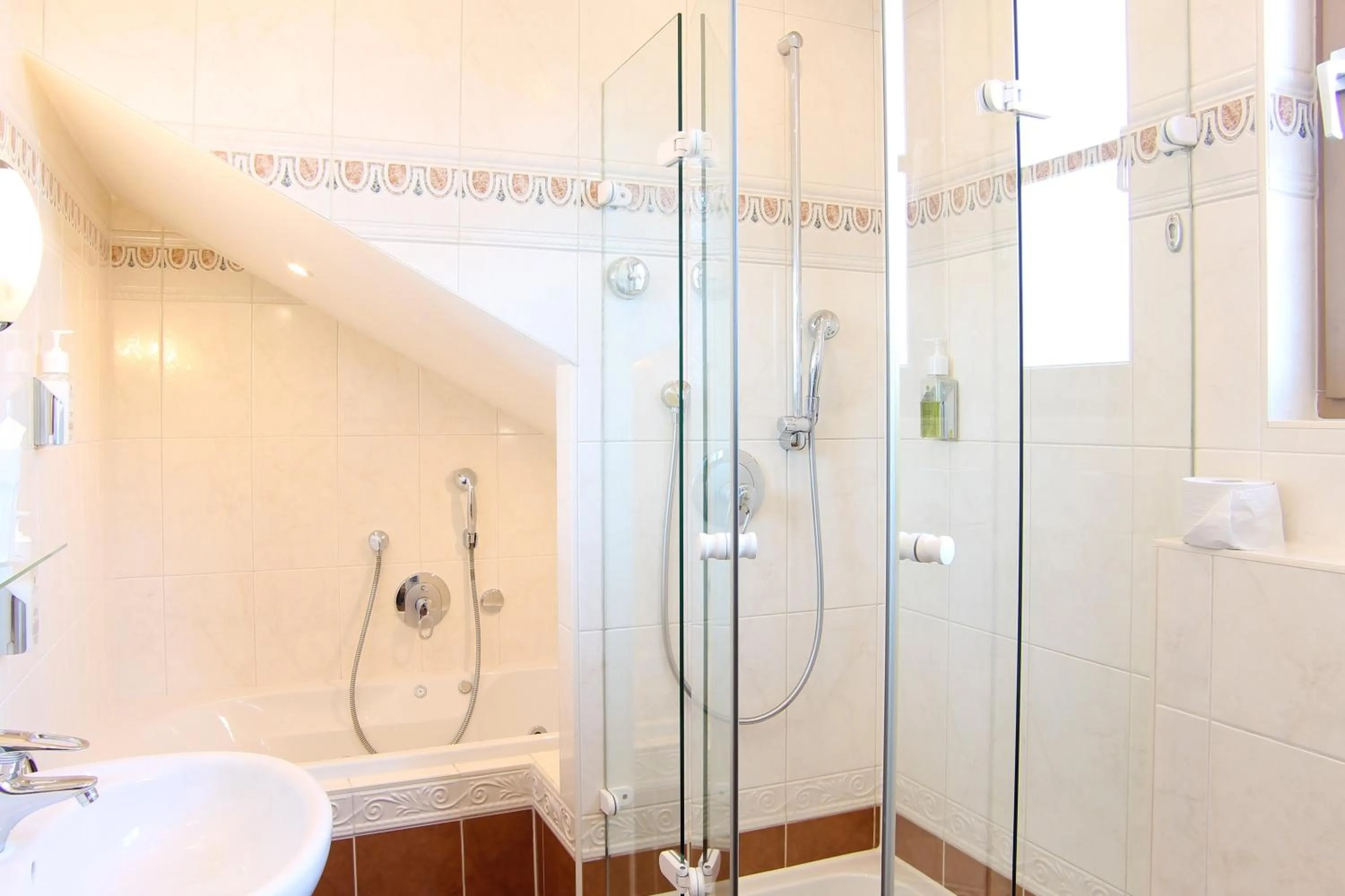 Bathroom in Landhotel Guglhupf