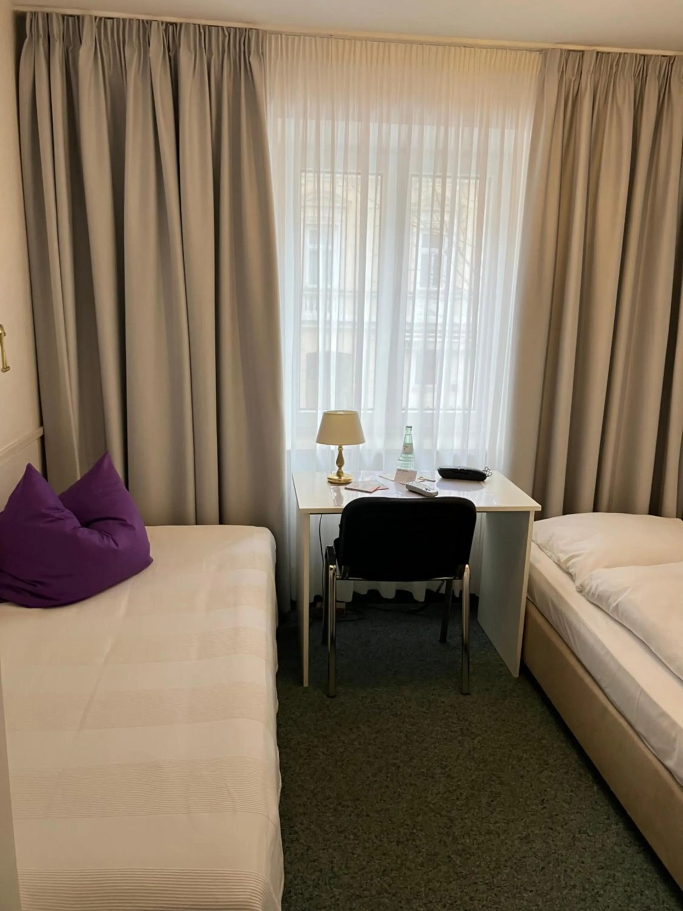 Photo of the whole room, Bed in Hotel Occam