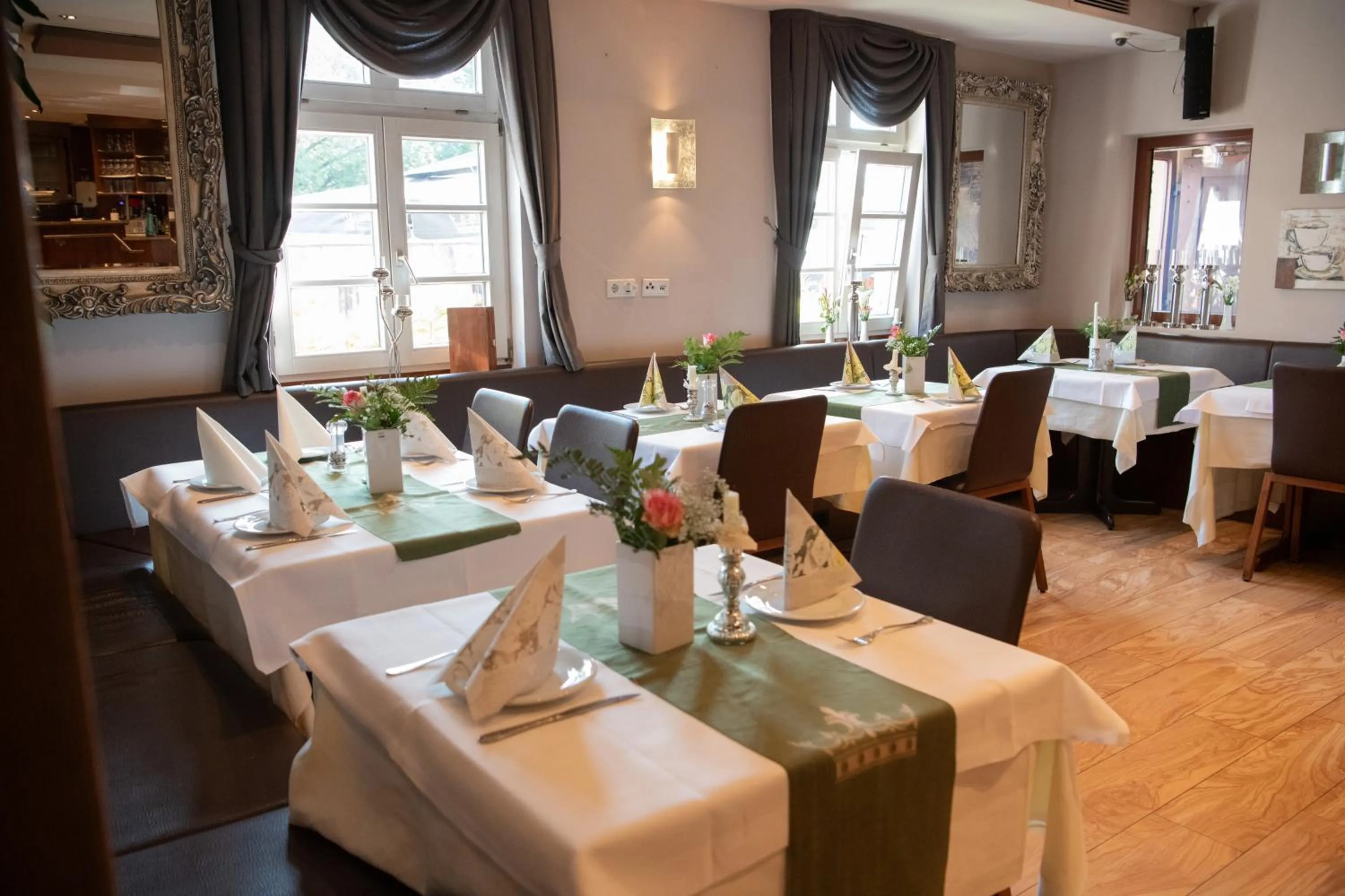 Restaurant/places to eat in Hotel Zu den Drei Kronen