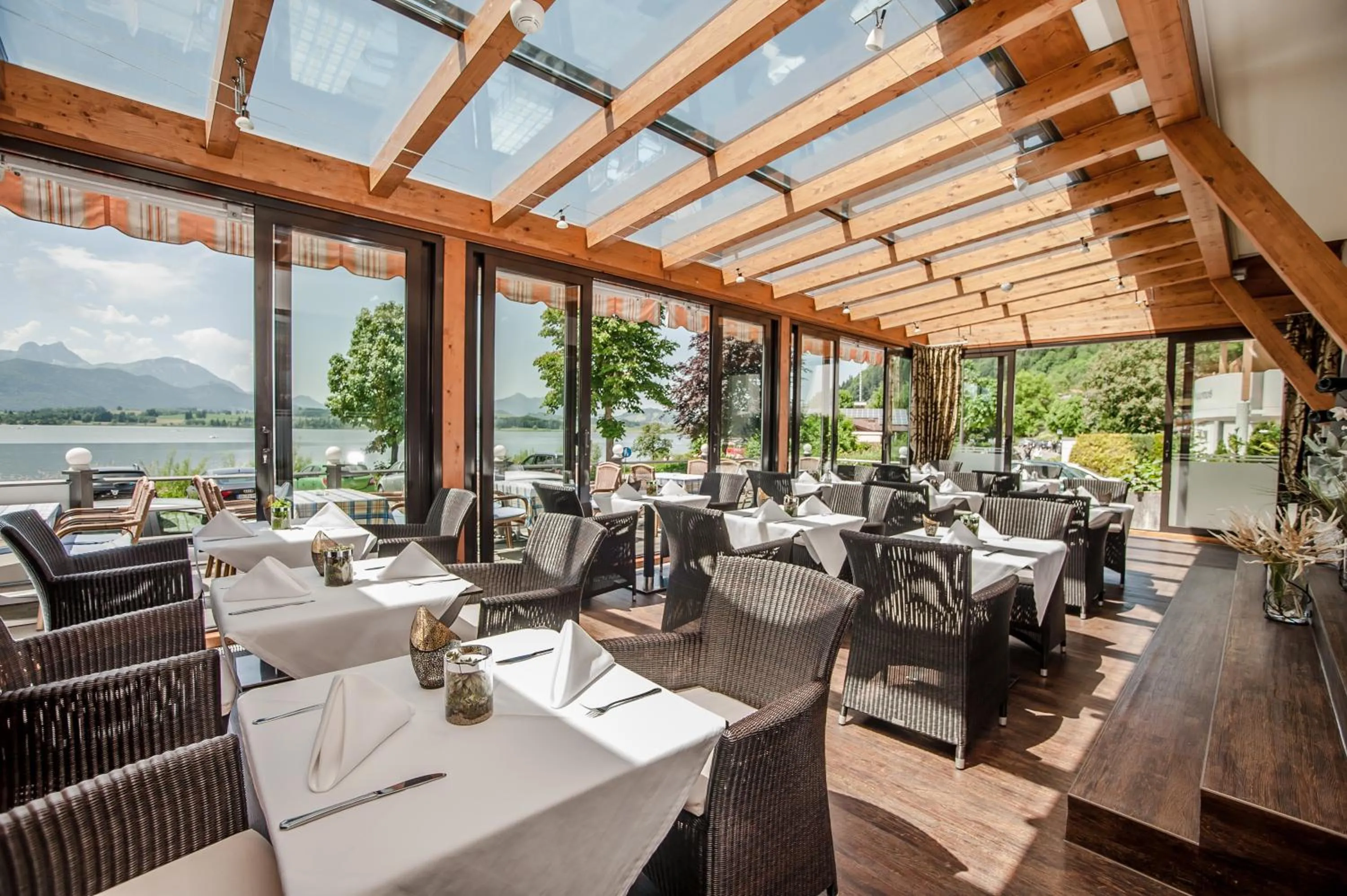 Restaurant/places to eat in Hotel am Hopfensee